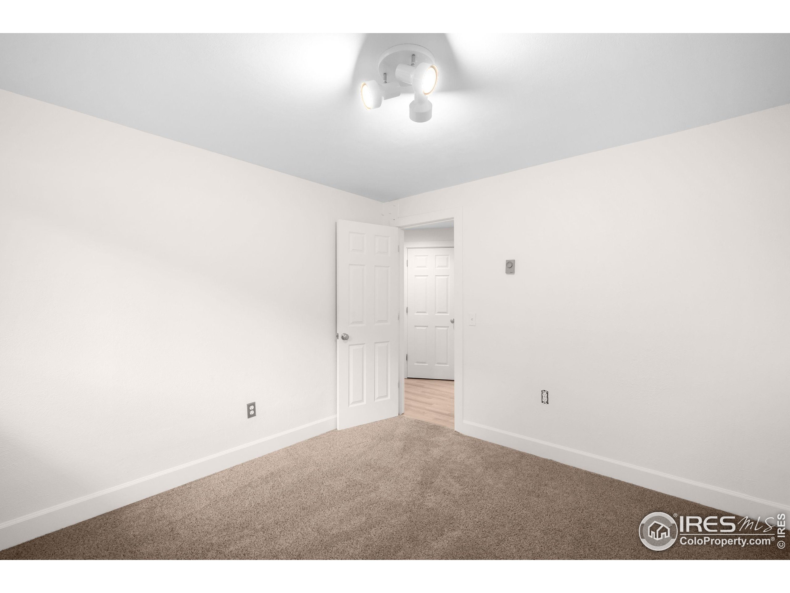 4482 Greenbriar Blvd