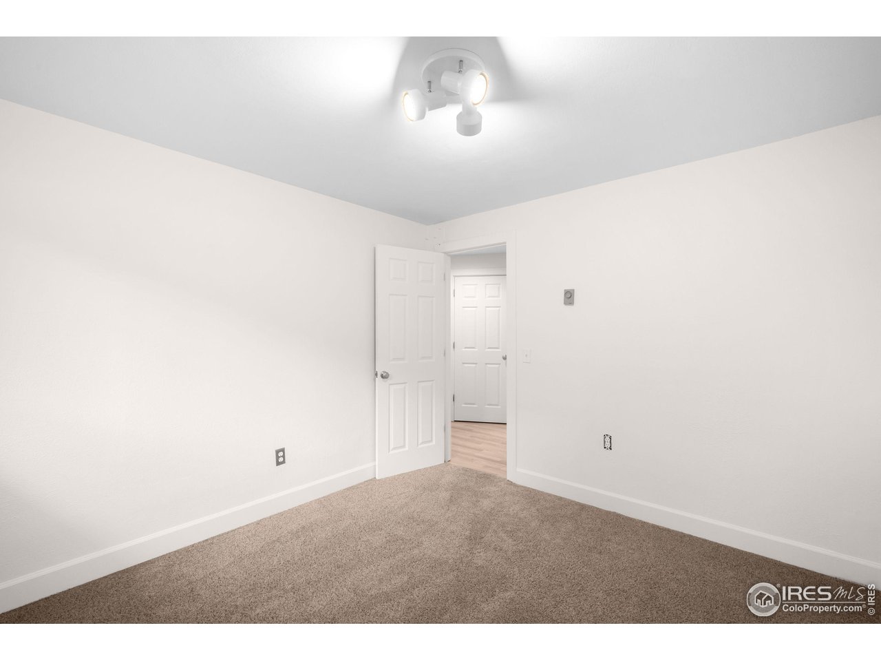 4482 Greenbriar Blvd