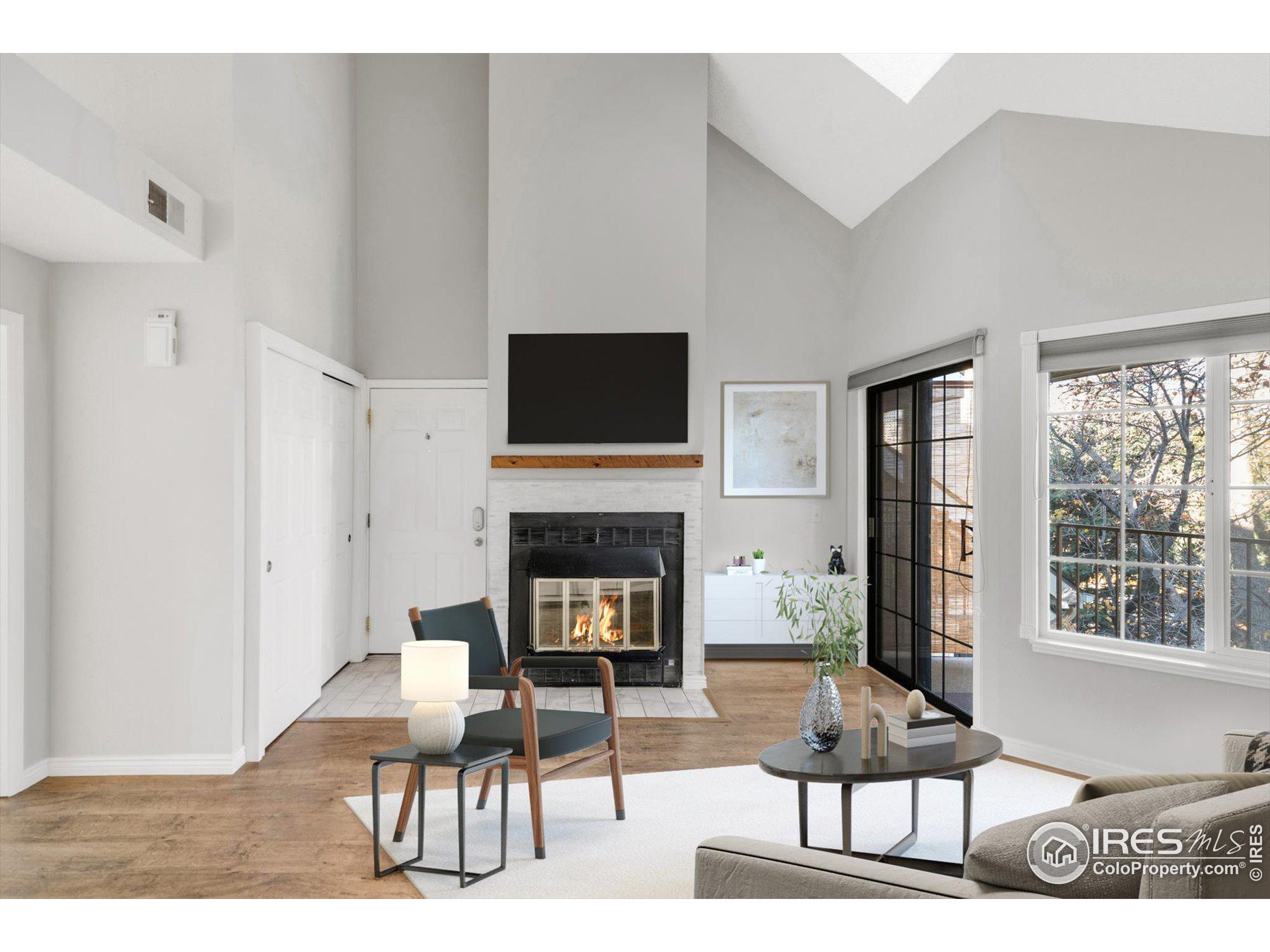 4882 E Kentucky Ave C