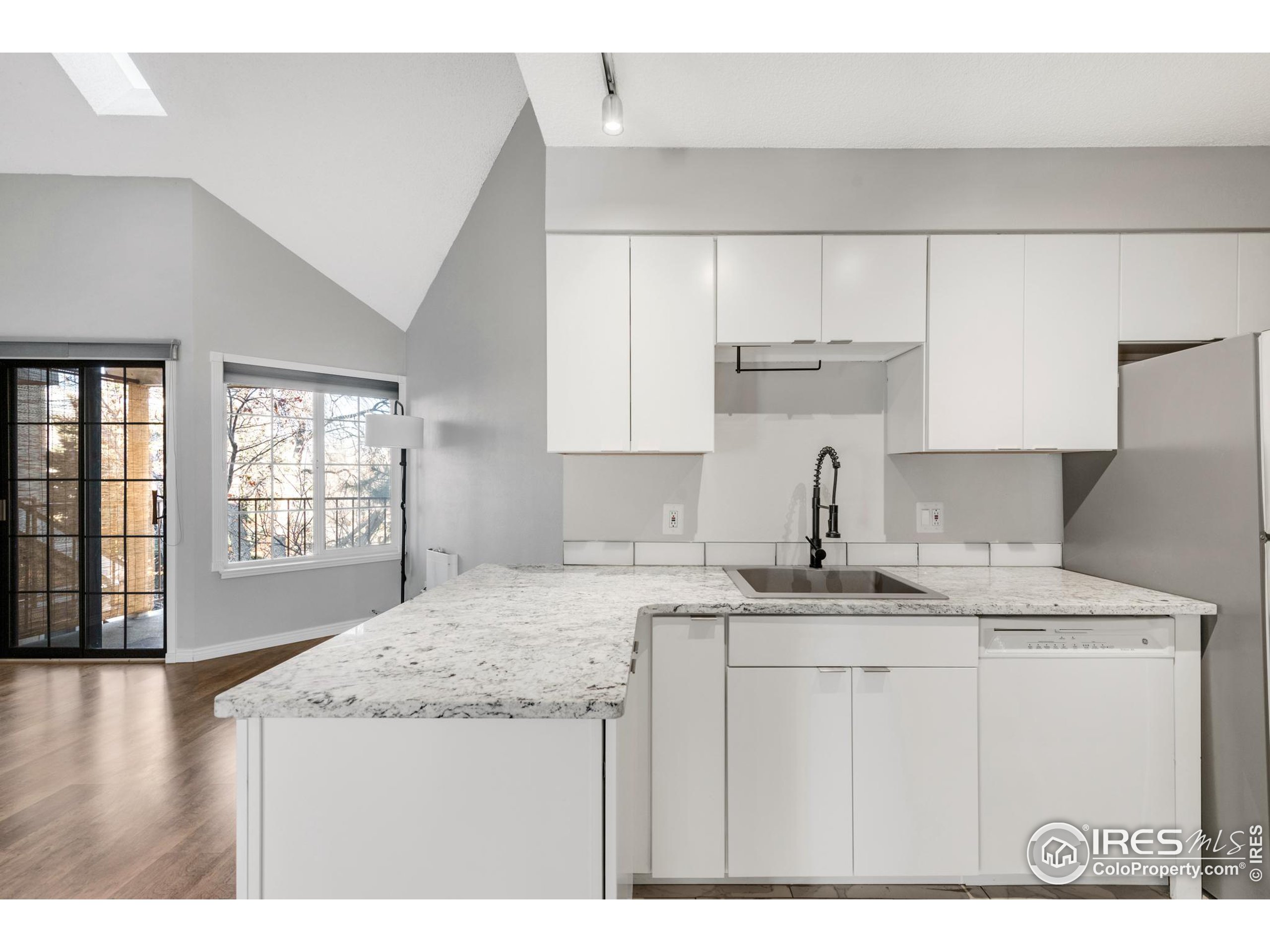 4882 E Kentucky Ave C