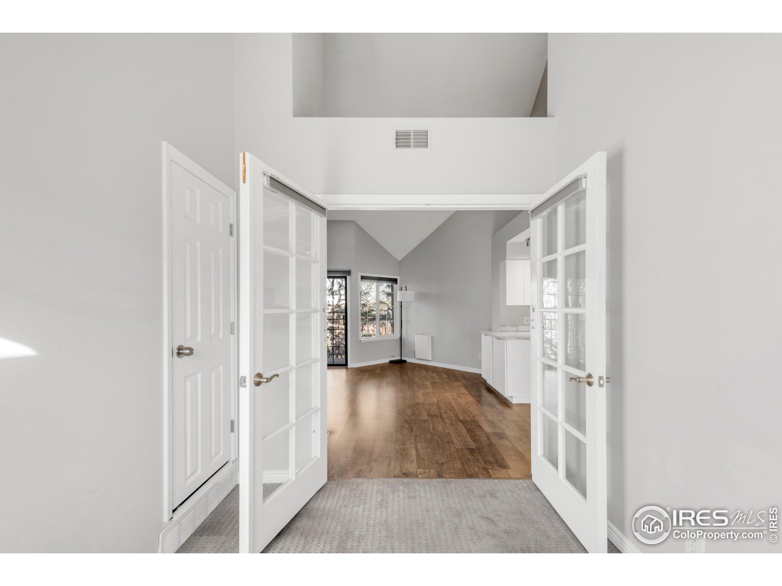 4882 E Kentucky Ave C