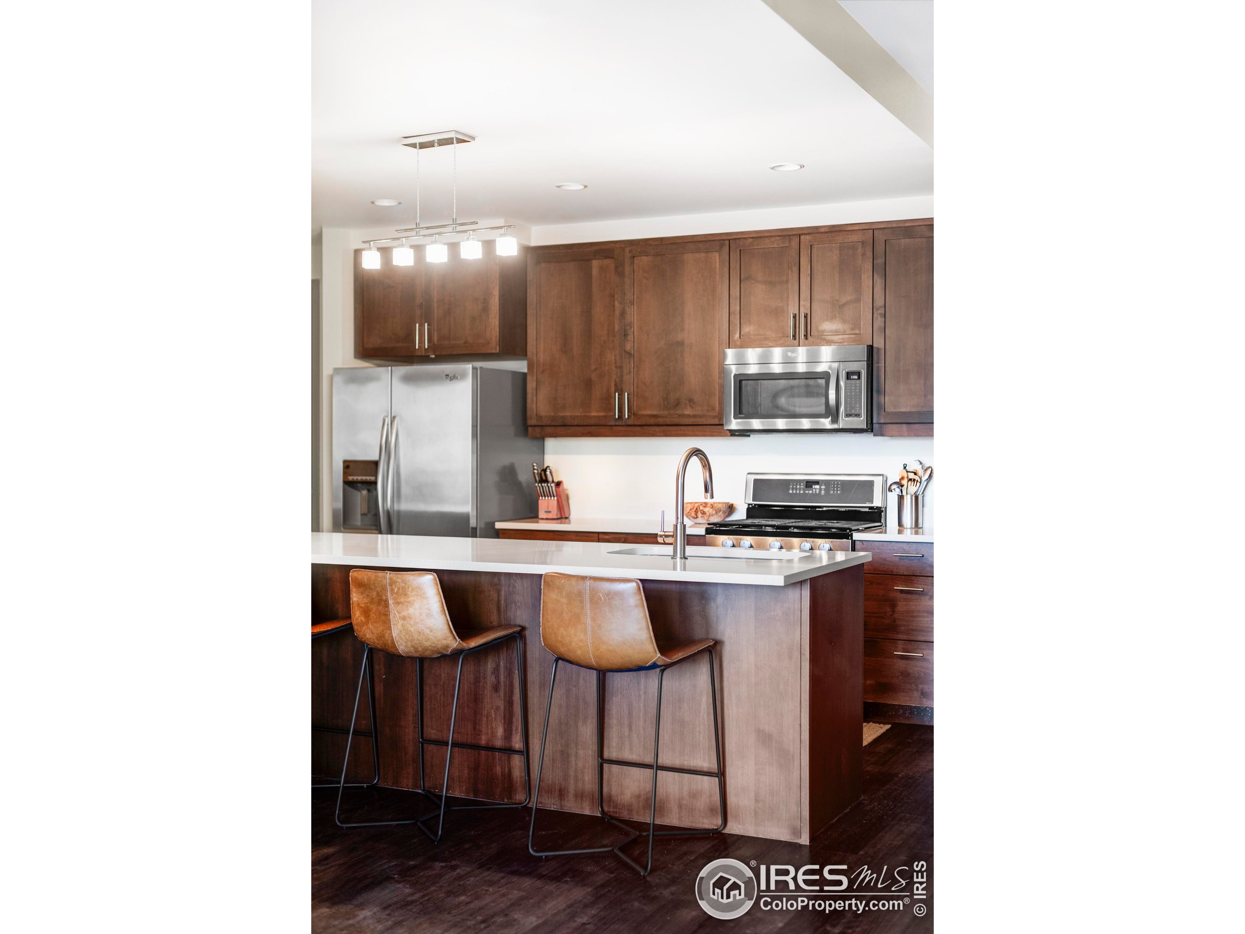 3301 Arapahoe Ave 204