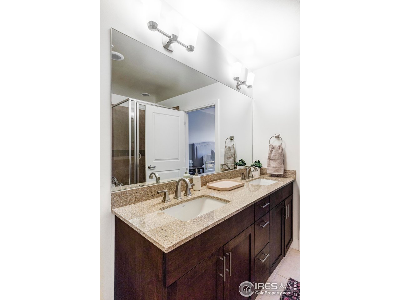 3301 Arapahoe Ave 204