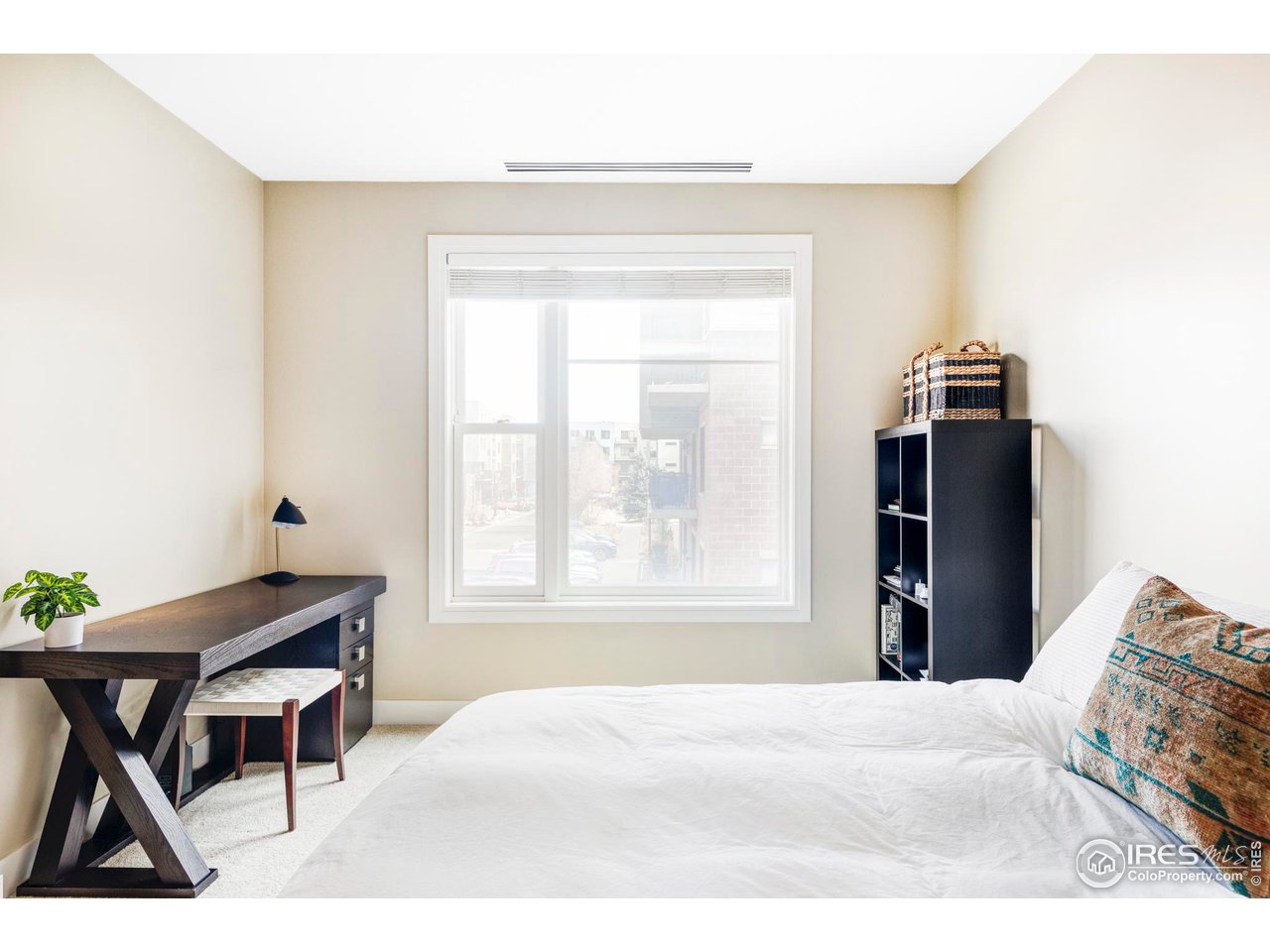 3301 Arapahoe Ave 204