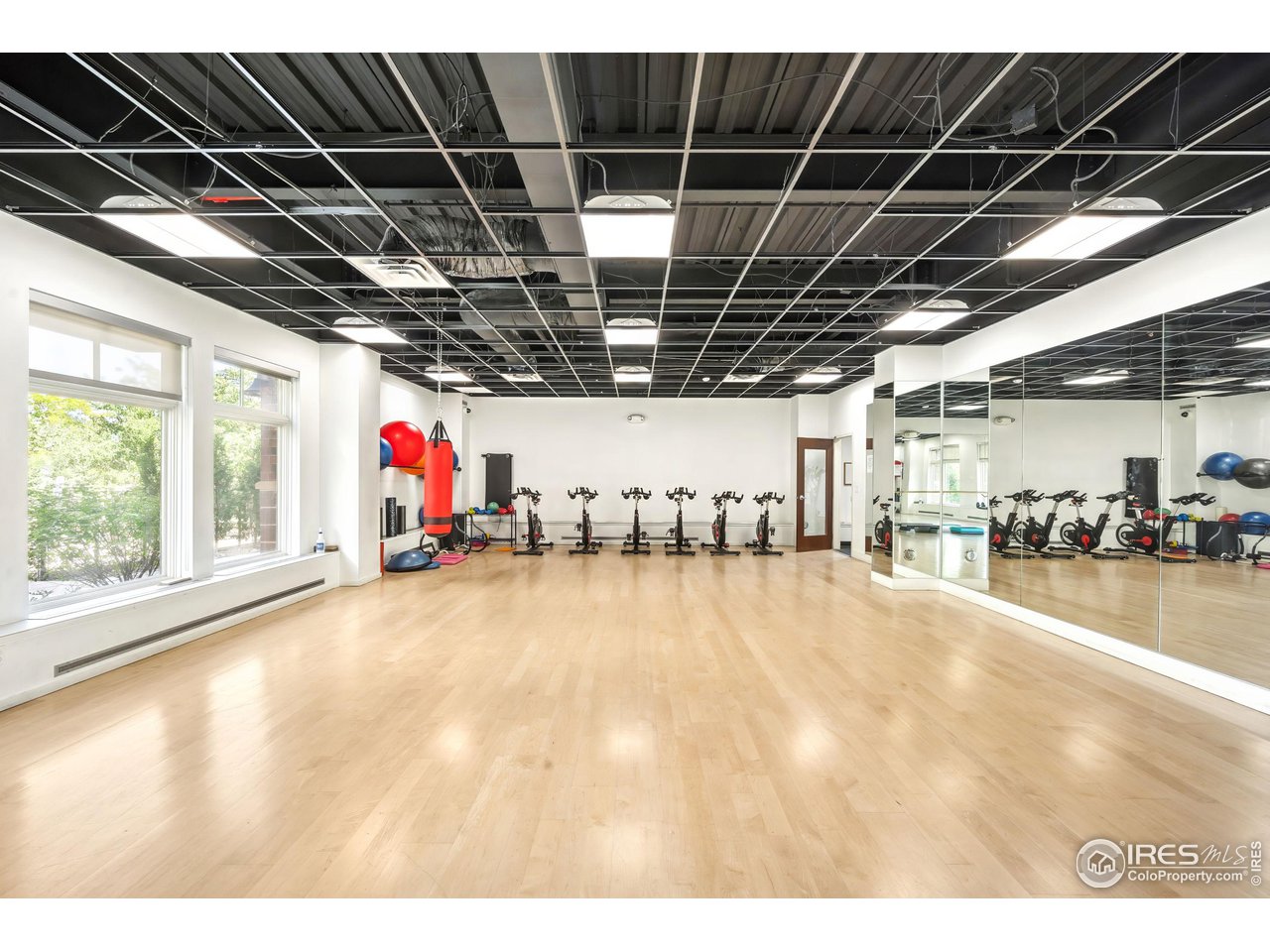 3301 Arapahoe Ave 204