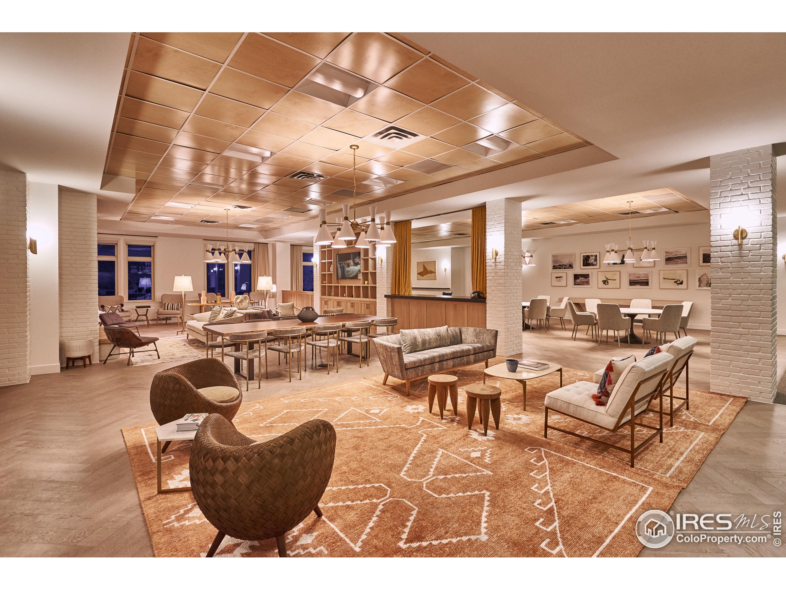 3301 Arapahoe Ave 204