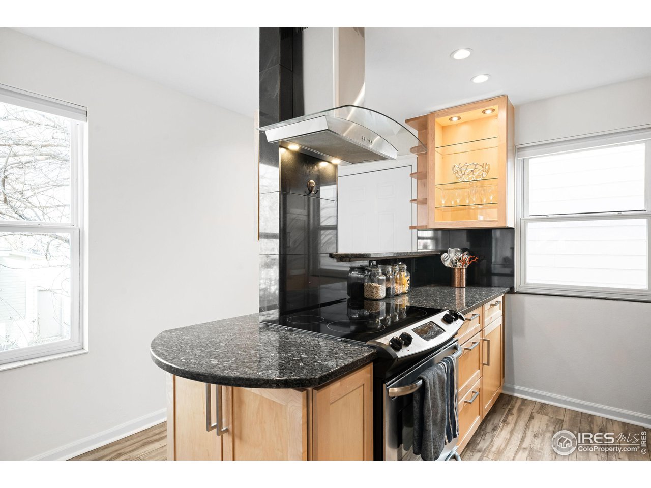 1111 Maxwell Ave 231