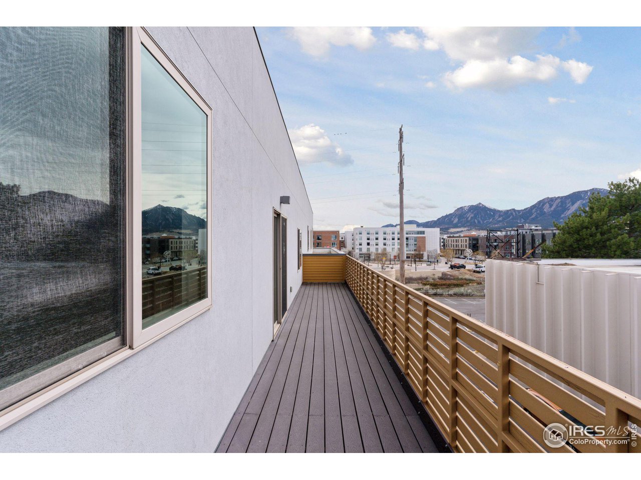 2445 Junction Pl 304