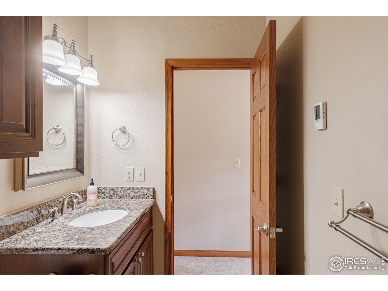 2341 Fallen Leaf Way