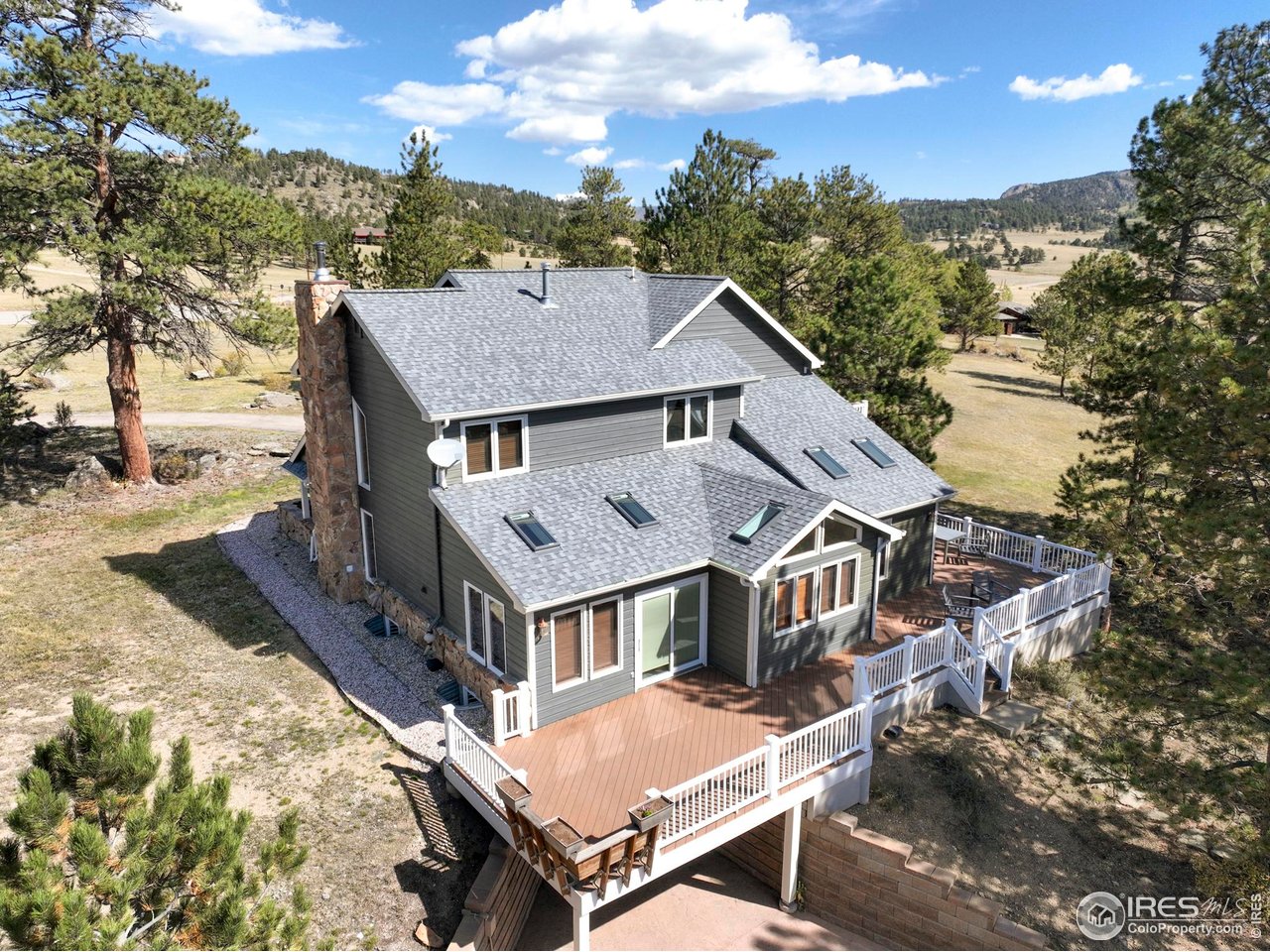 2341 Fallen Leaf Way