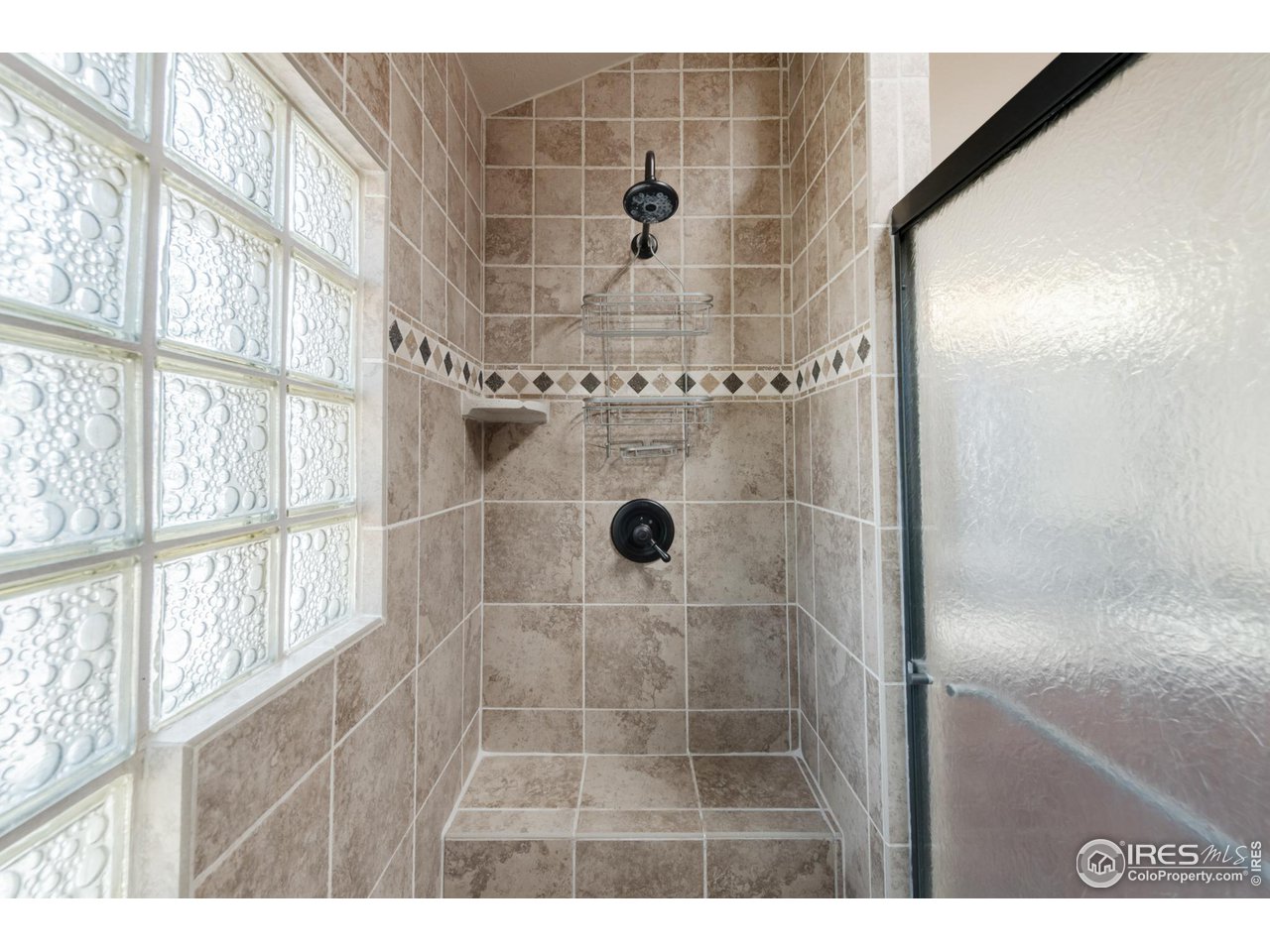 2341 Fallen Leaf Way