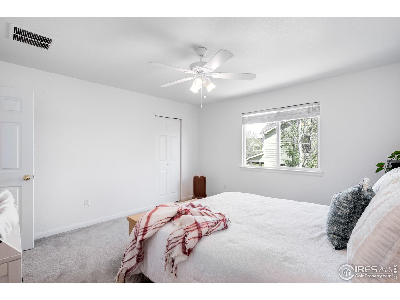 5861 Mt Shadows Blvd