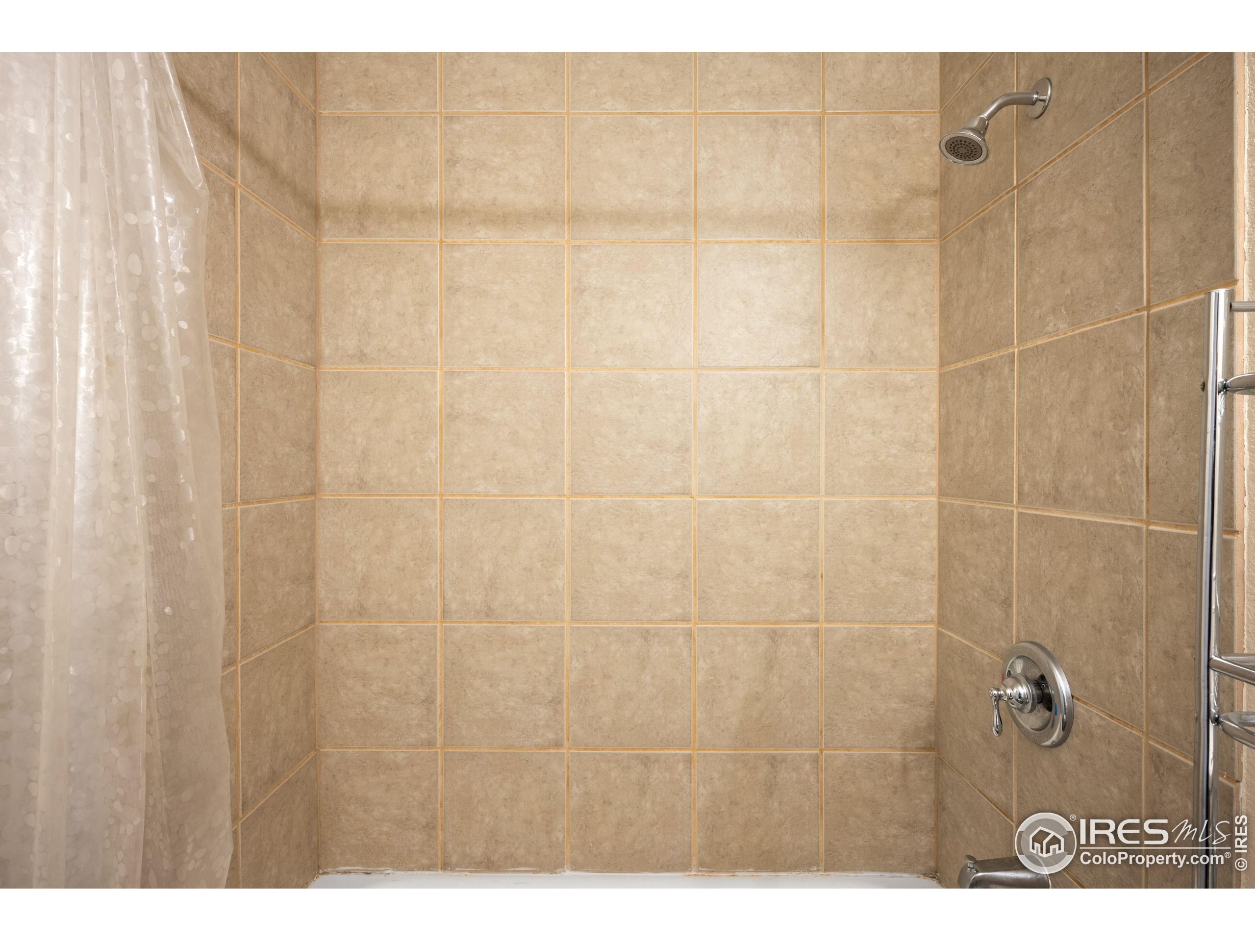 5861 Mt Shadows Blvd