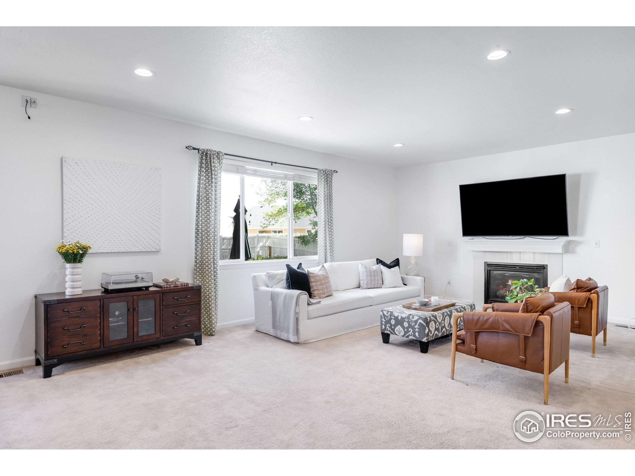 5861 Mt Shadows Blvd