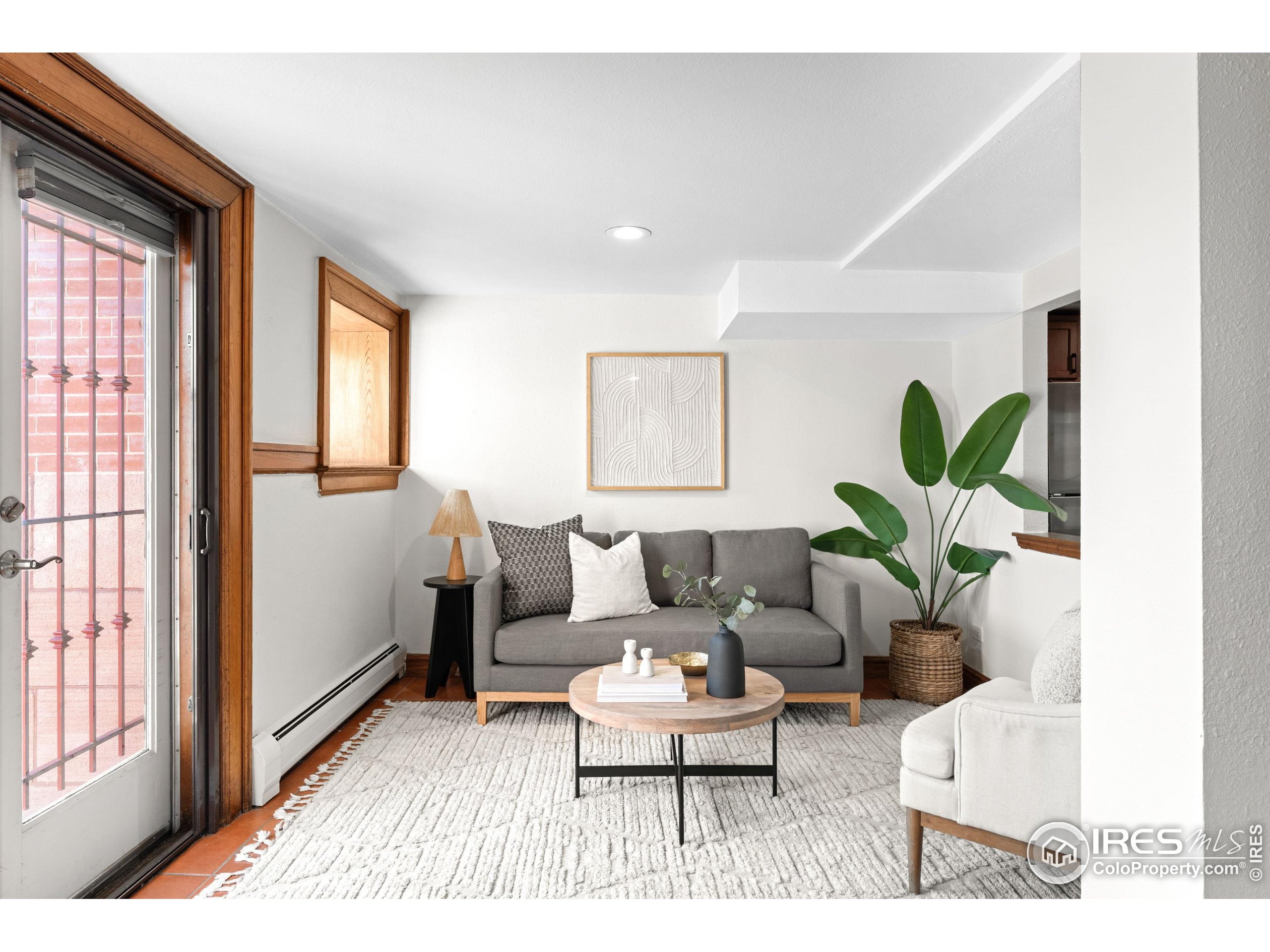 2351 Federal Blvd Unit 102