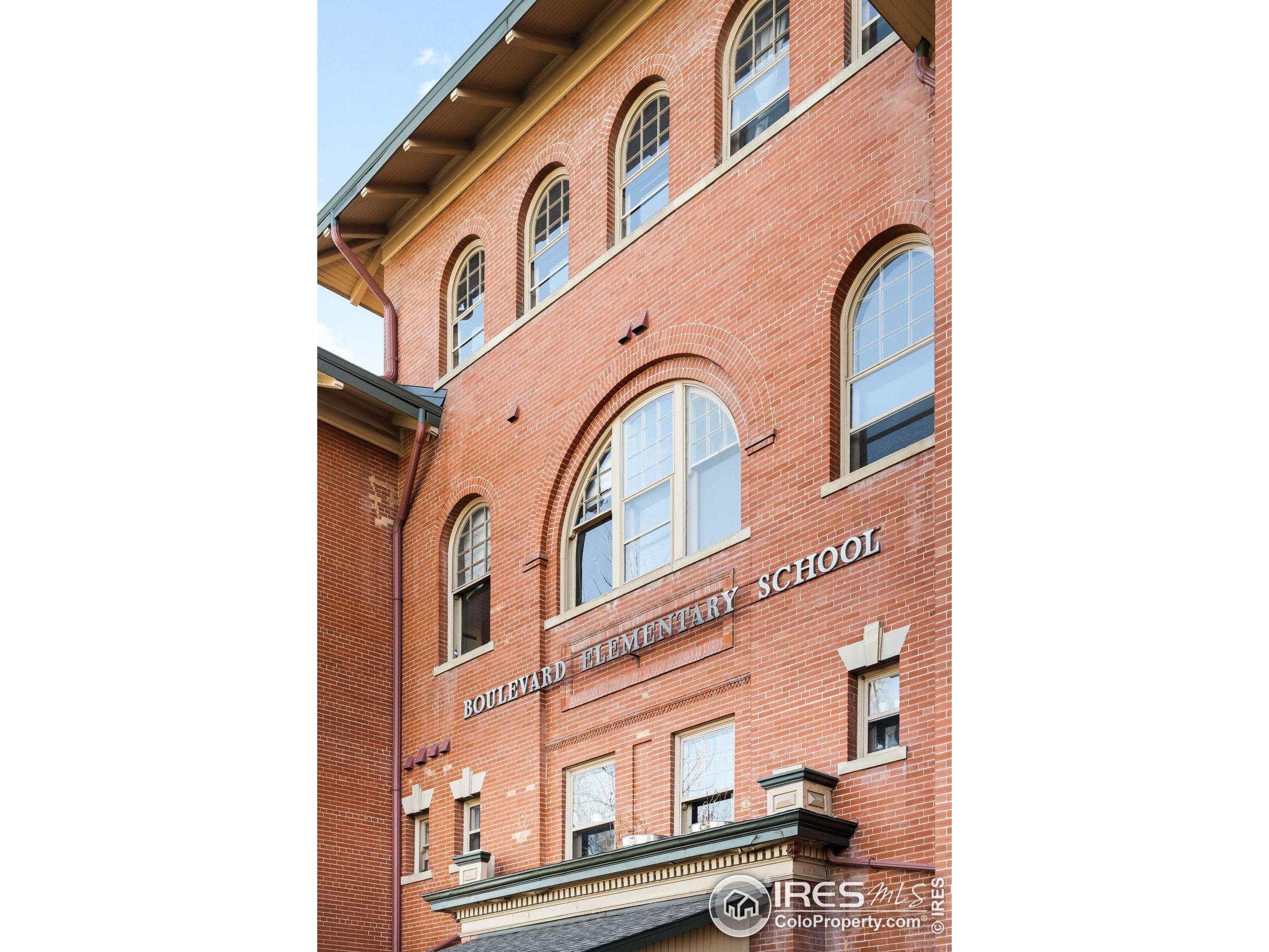 2351 Federal Blvd Unit 102