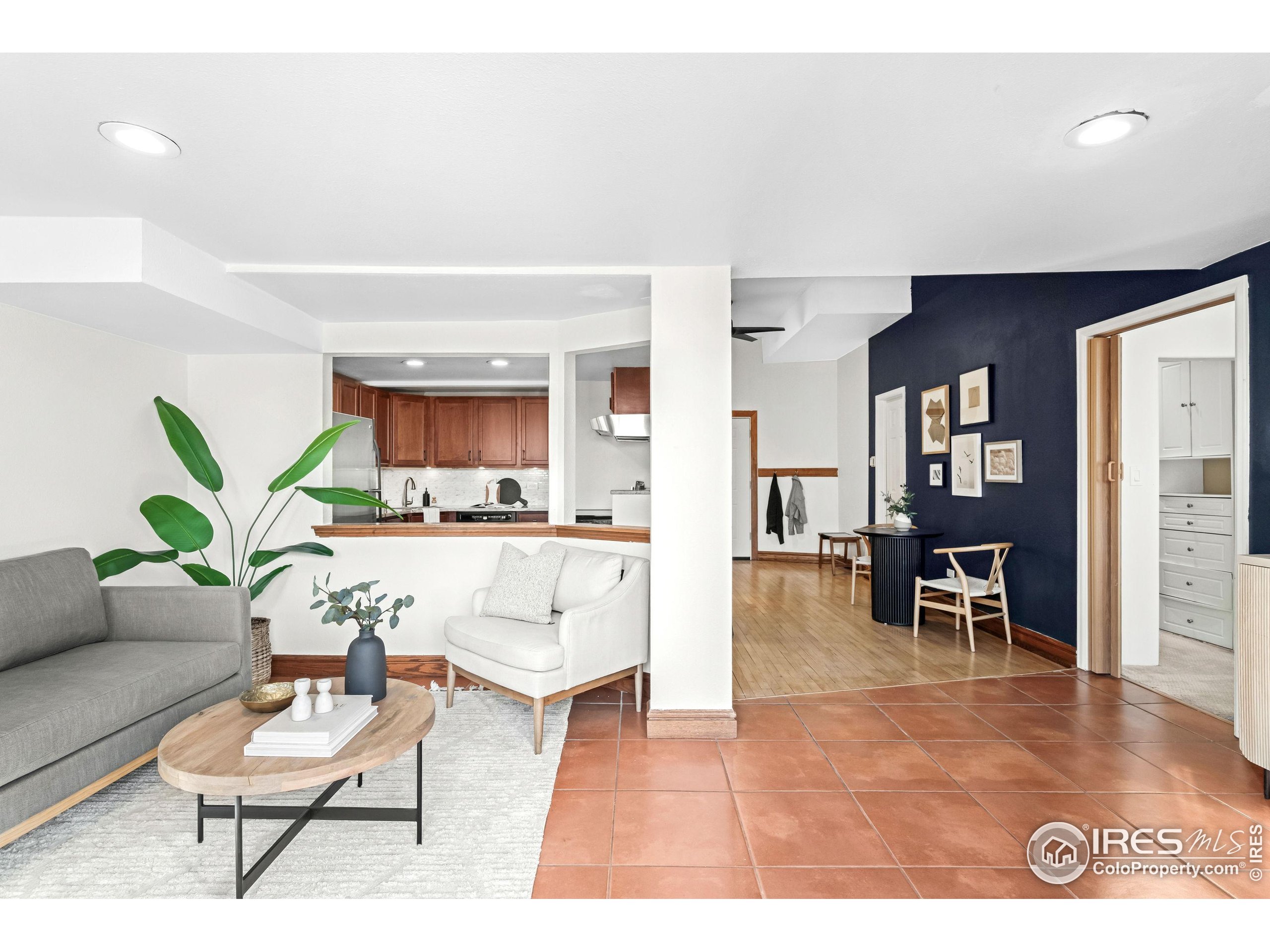 2351 Federal Blvd Unit 102