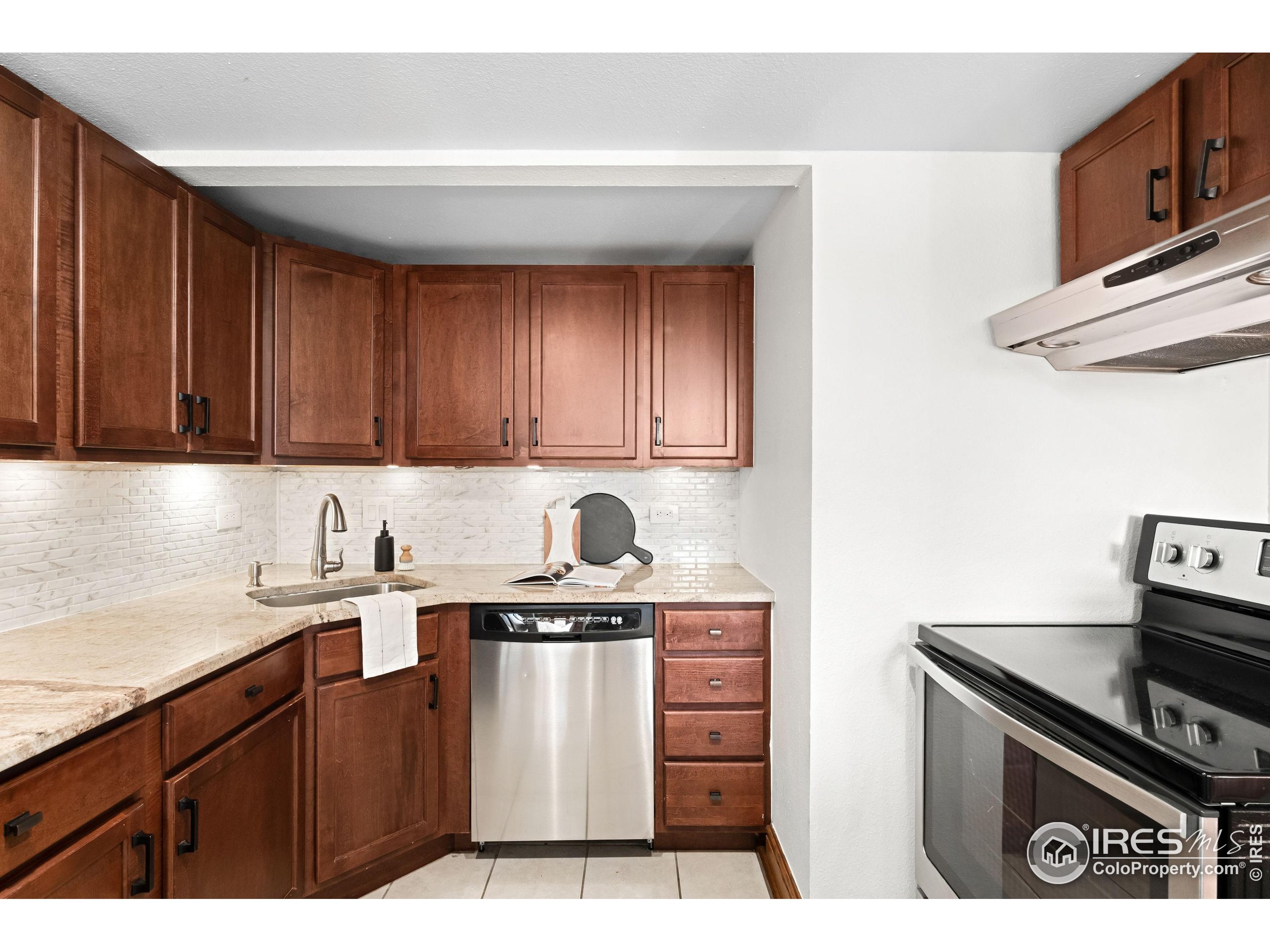 2351 Federal Blvd Unit 102