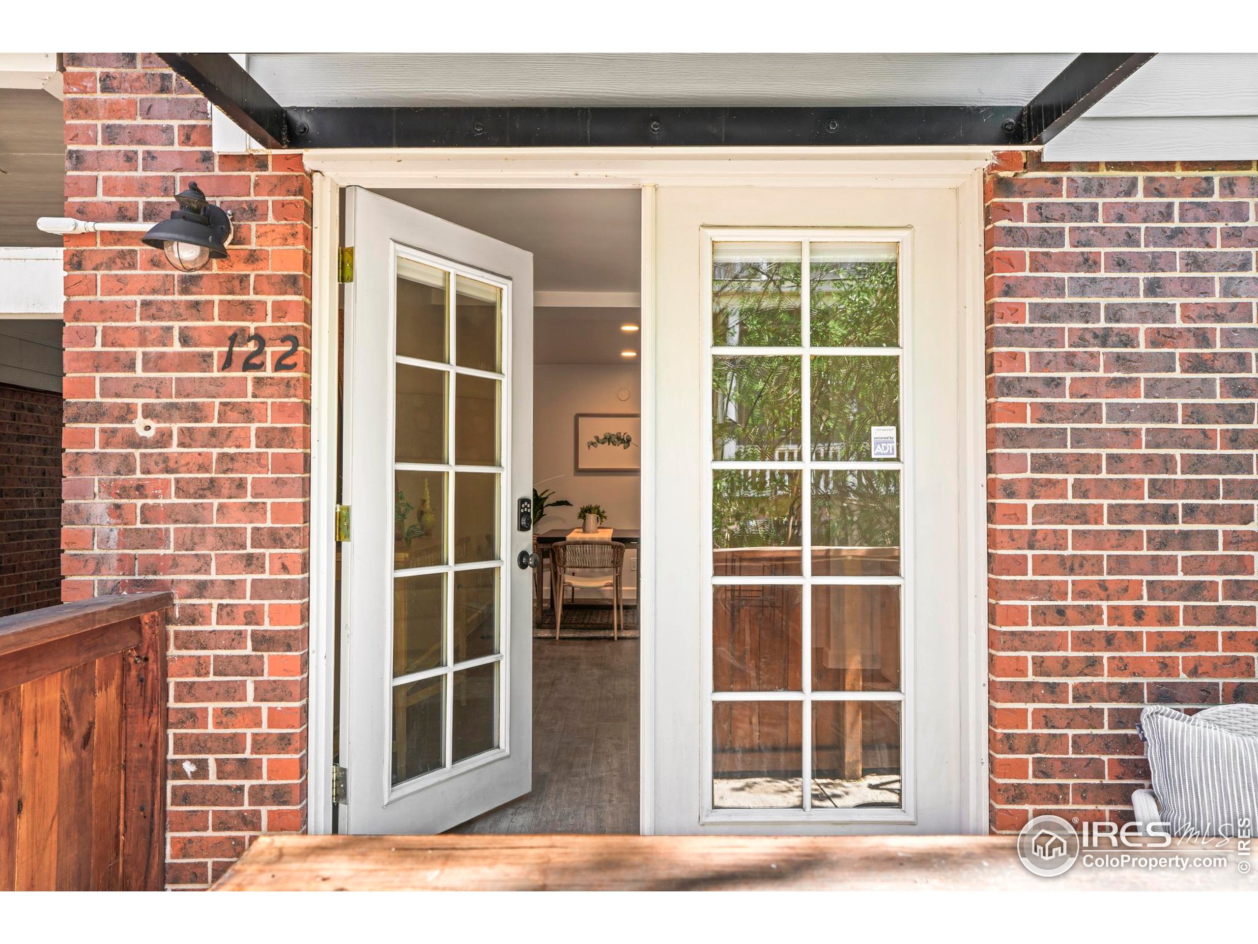 1111 Maxwell Ave 122