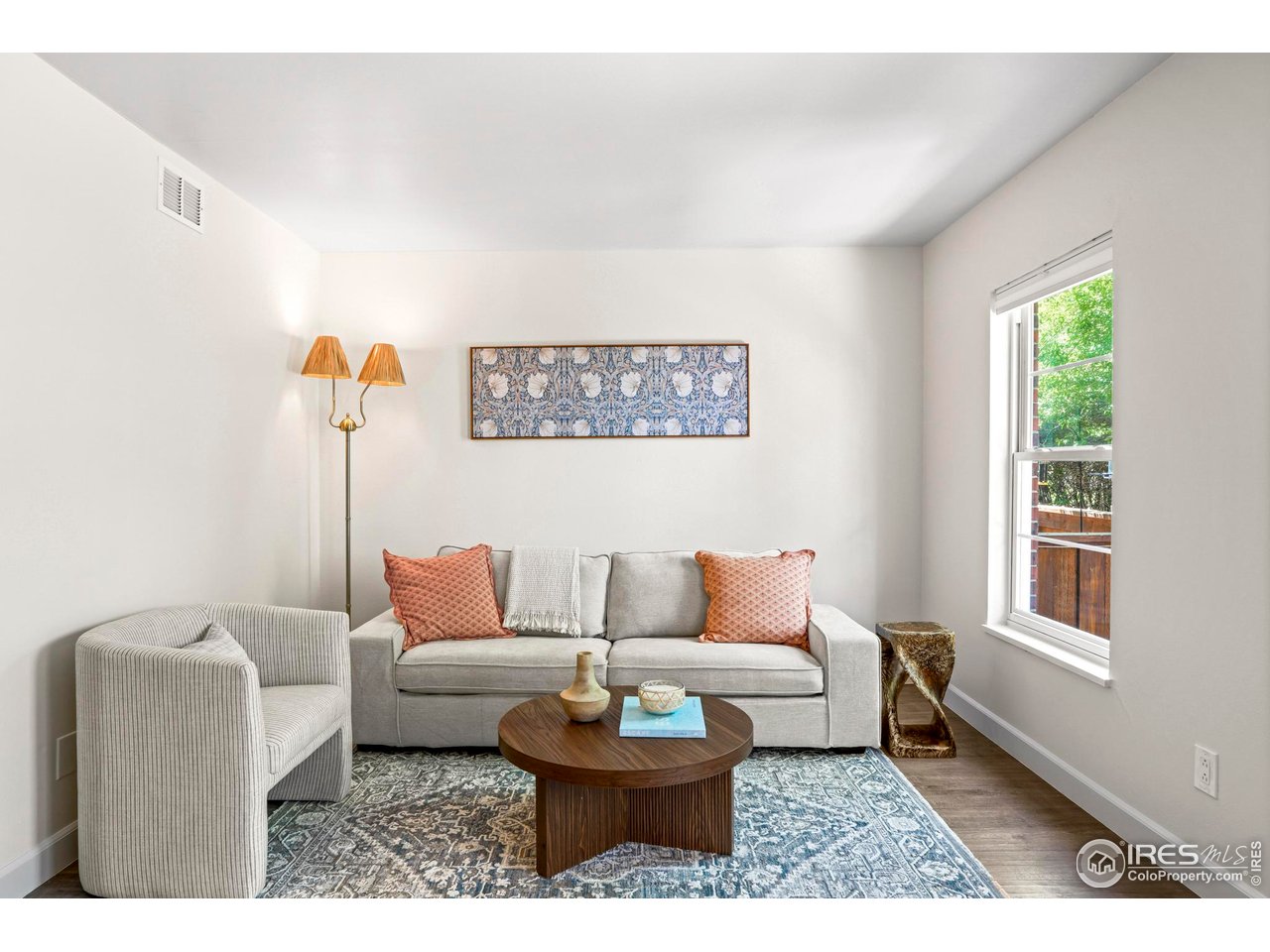 1111 Maxwell Ave 122