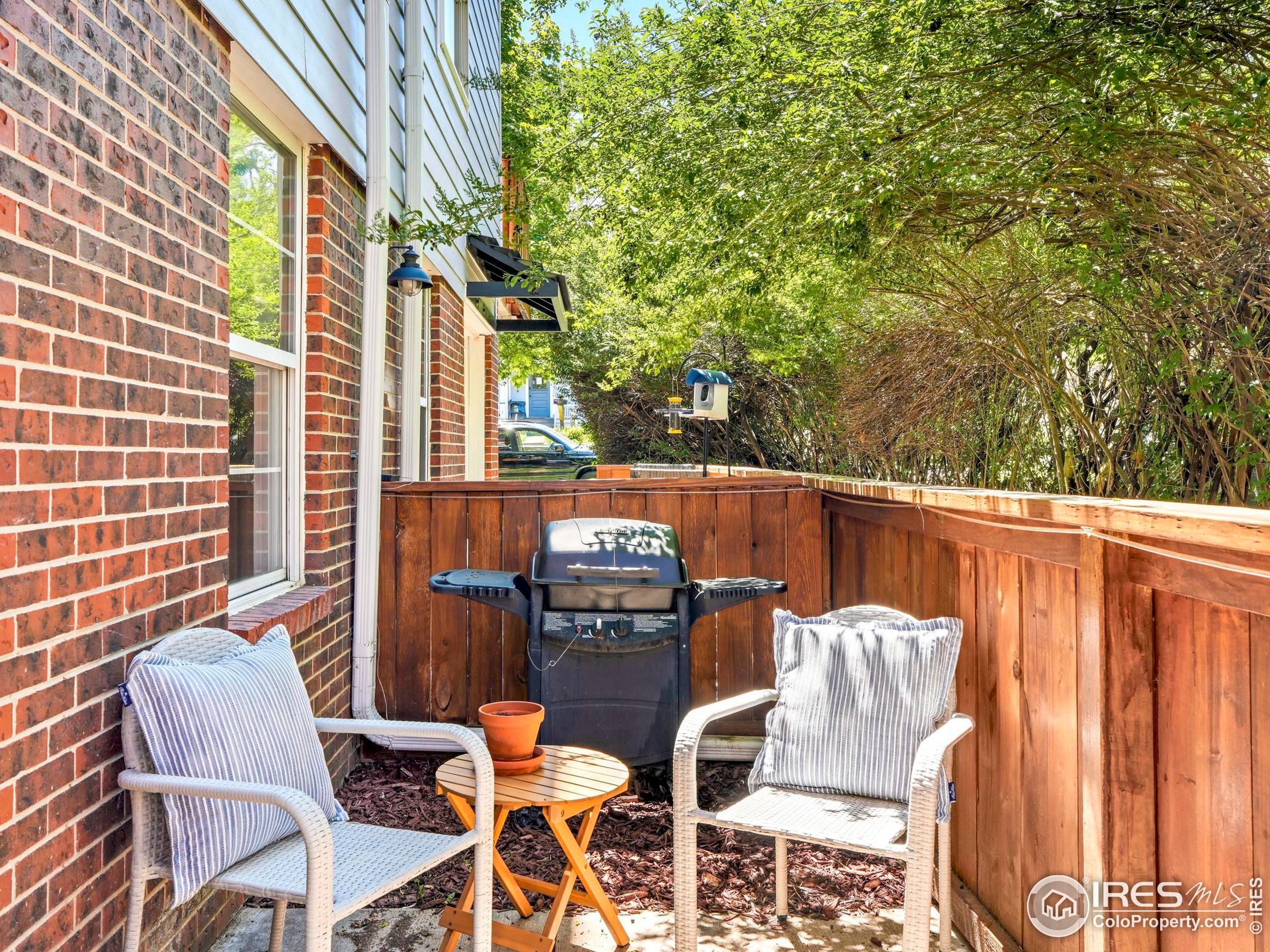 1111 Maxwell Ave 122