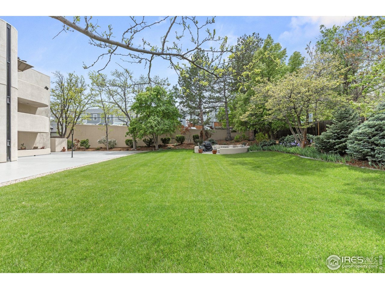 1140 Portland Pl 207