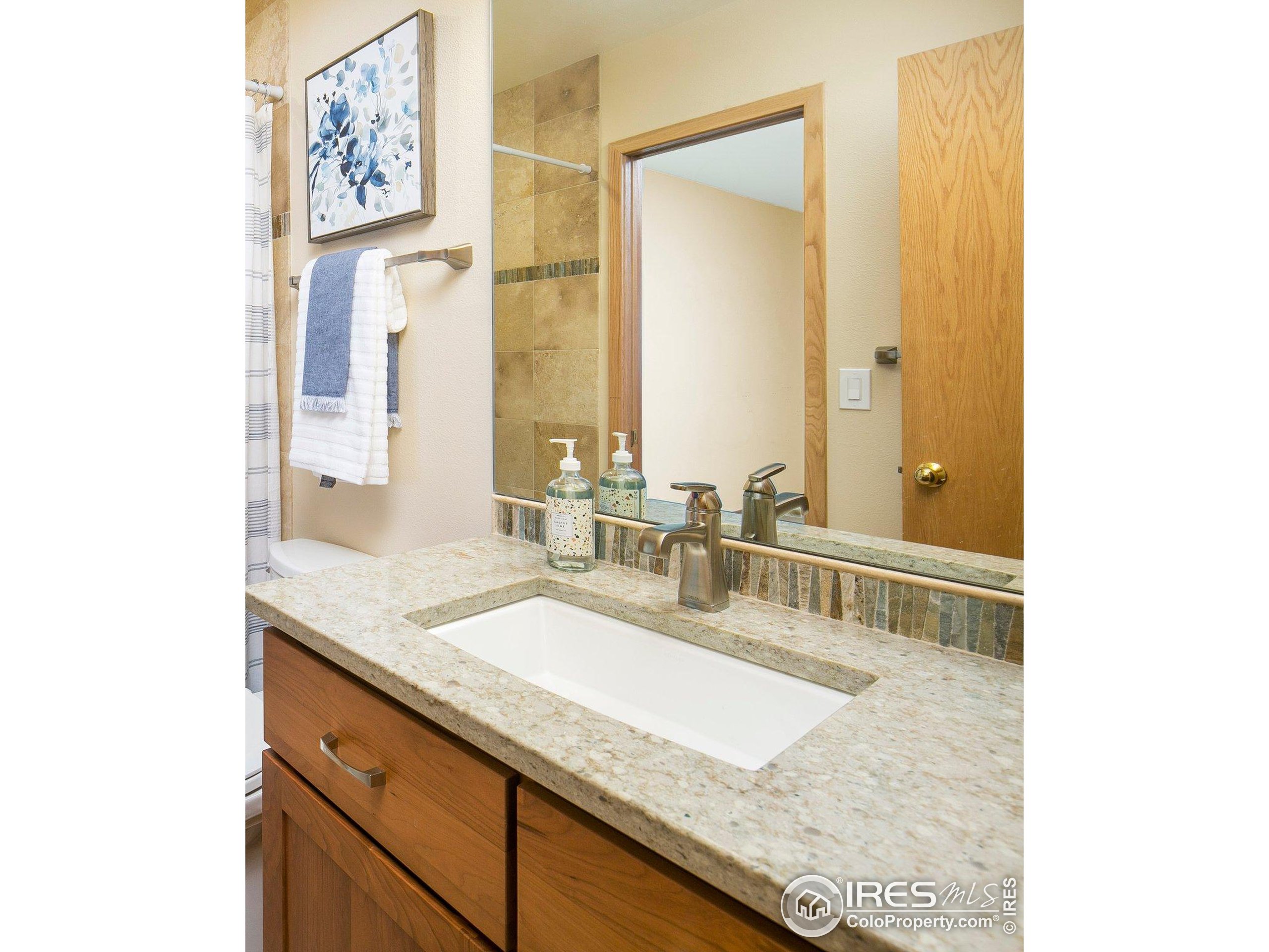 1140 Portland Pl 207