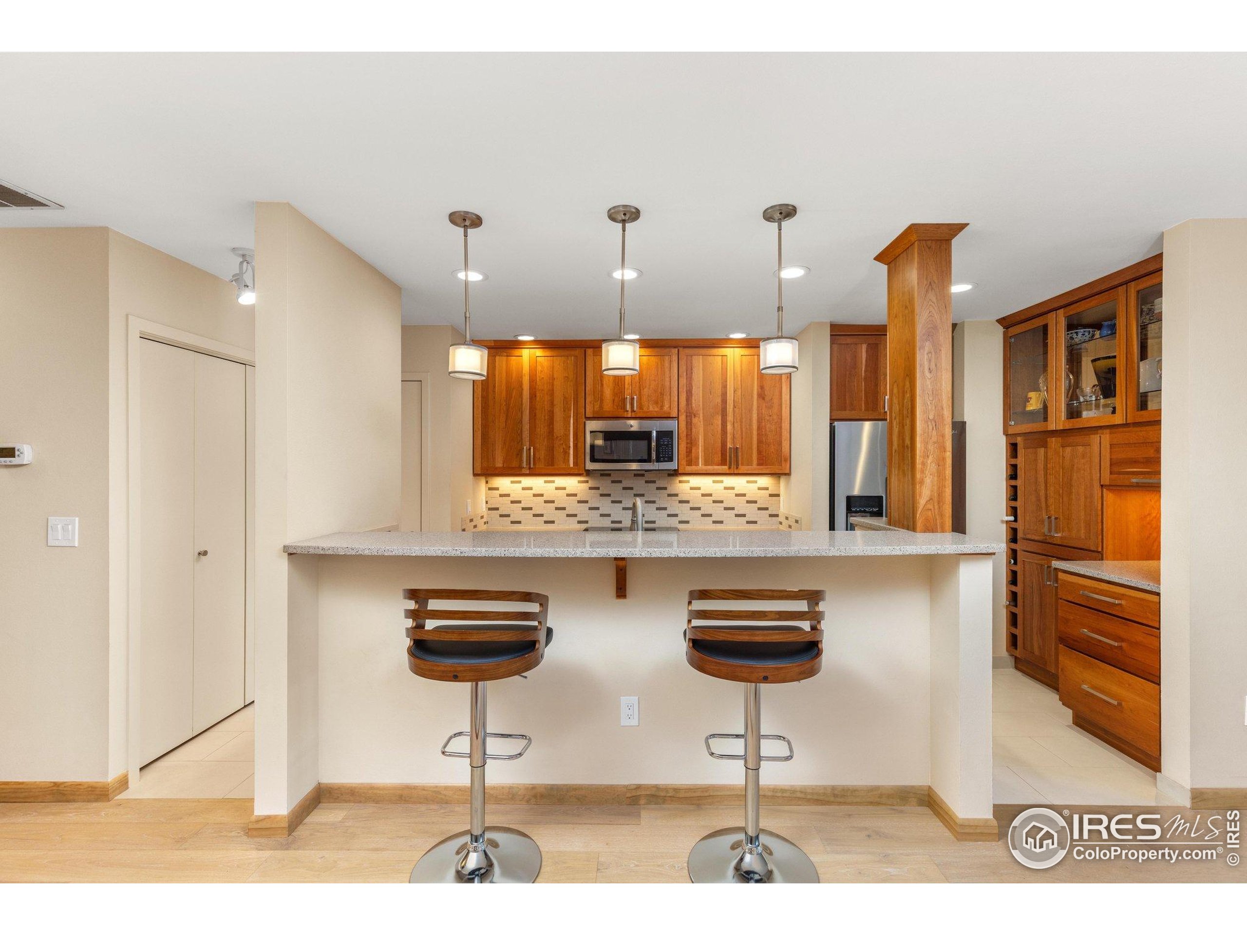 1140 Portland Pl 207