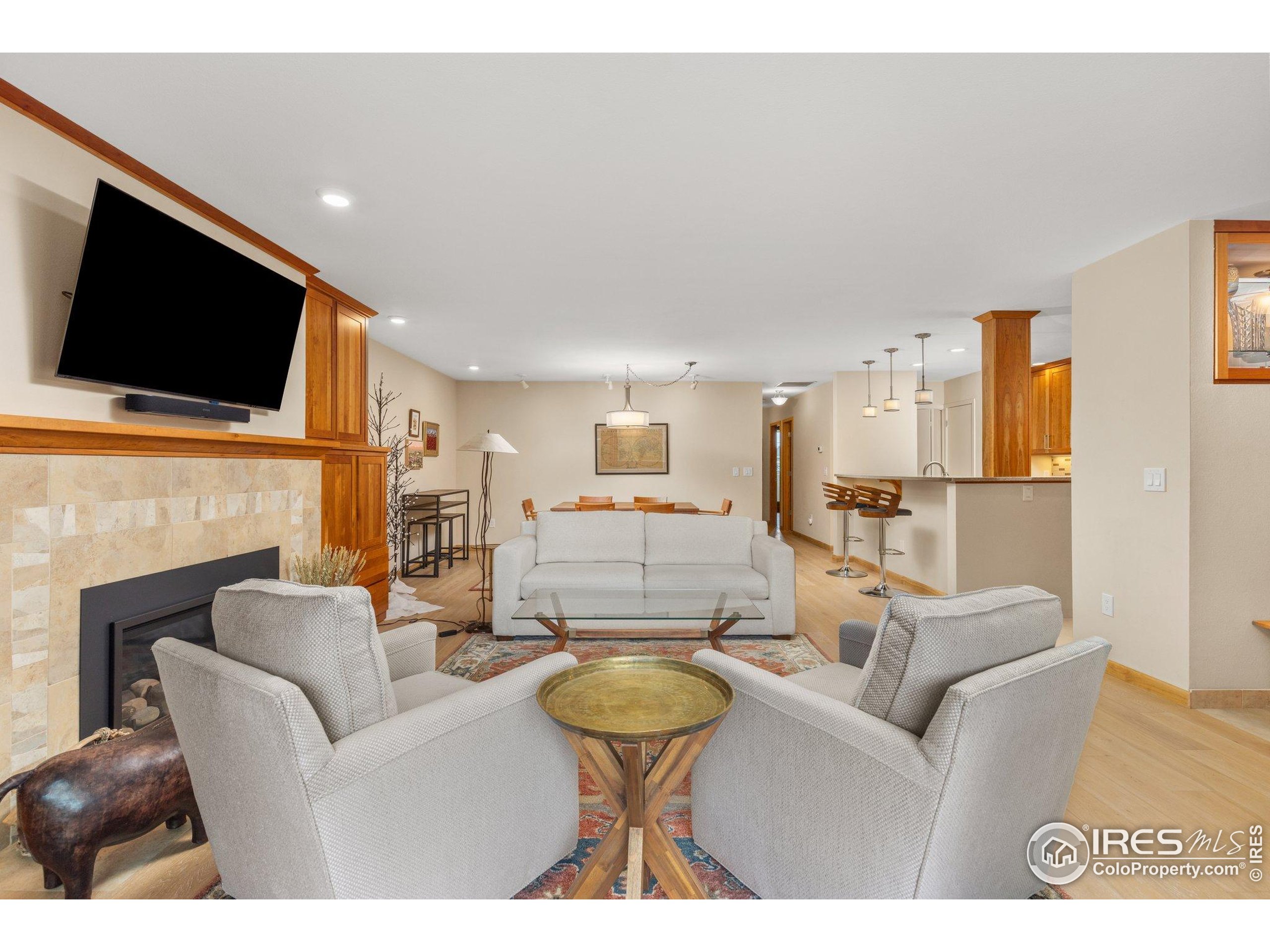 1140 Portland Pl 207