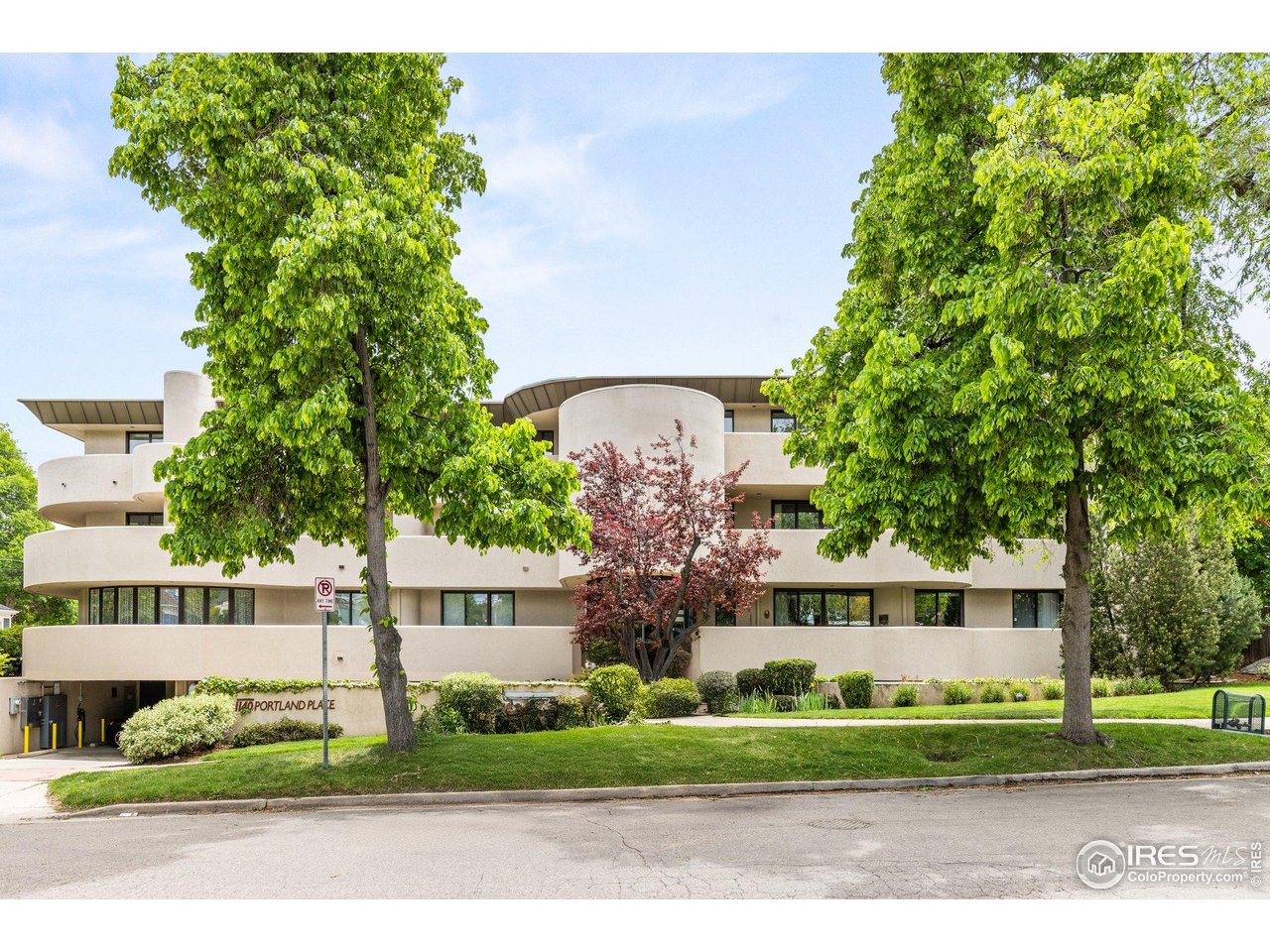 1140 Portland Pl 207