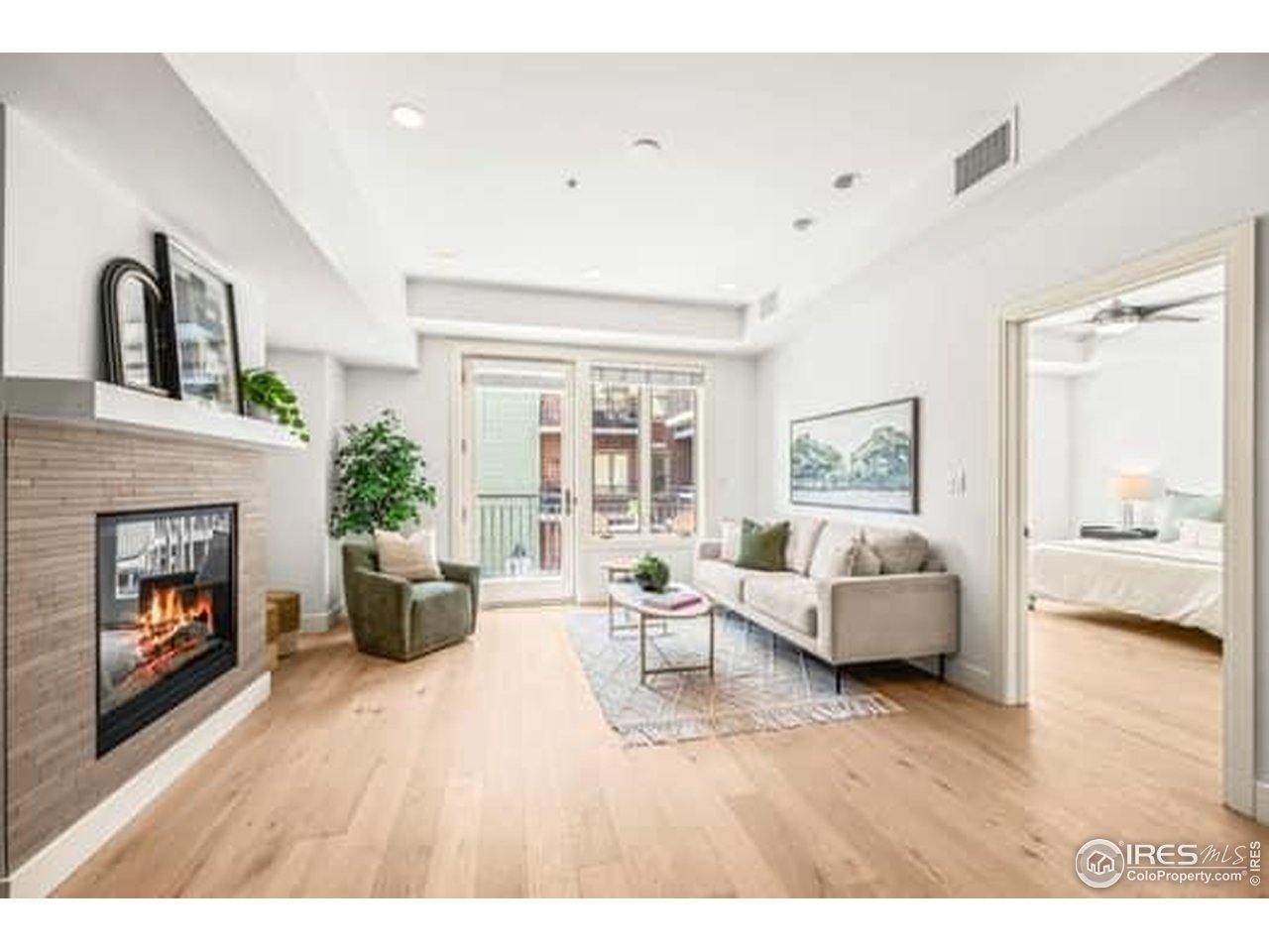 3301 Arapahoe Ave 3301-216