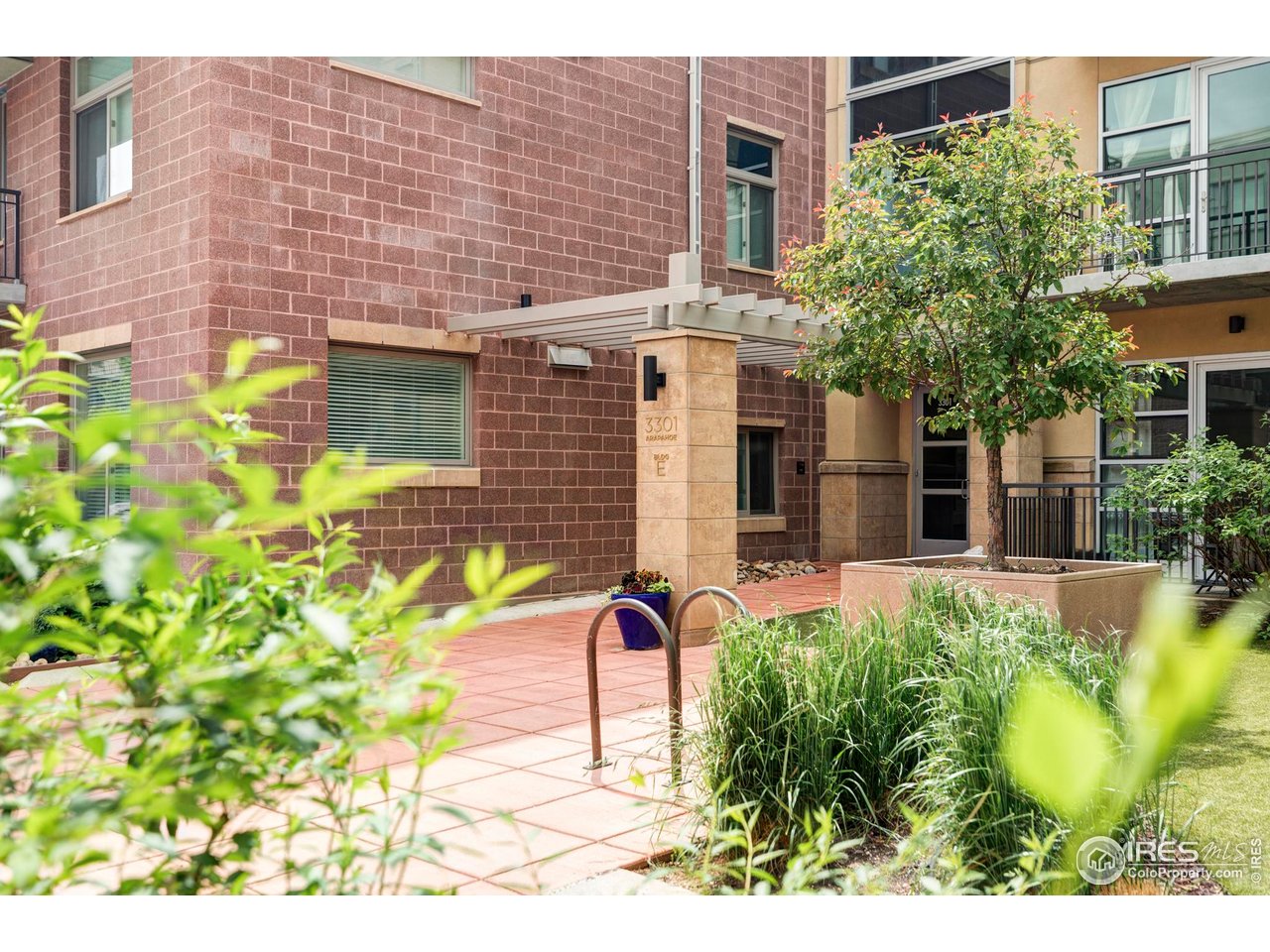 3301 Arapahoe Ave 3301-216