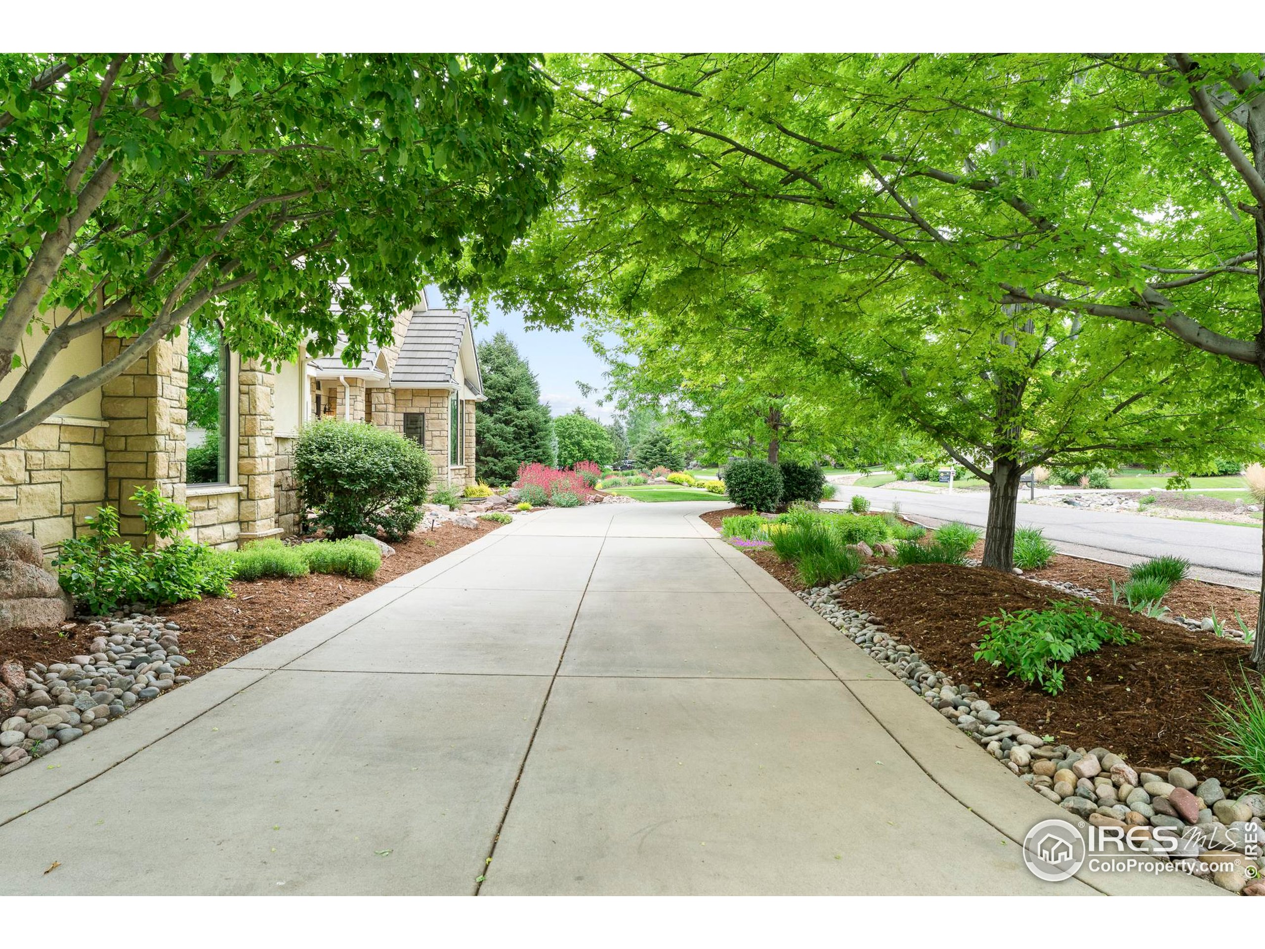 8911 Little Raven Trl