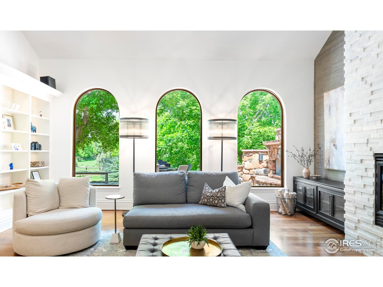 8911 Little Raven Trl