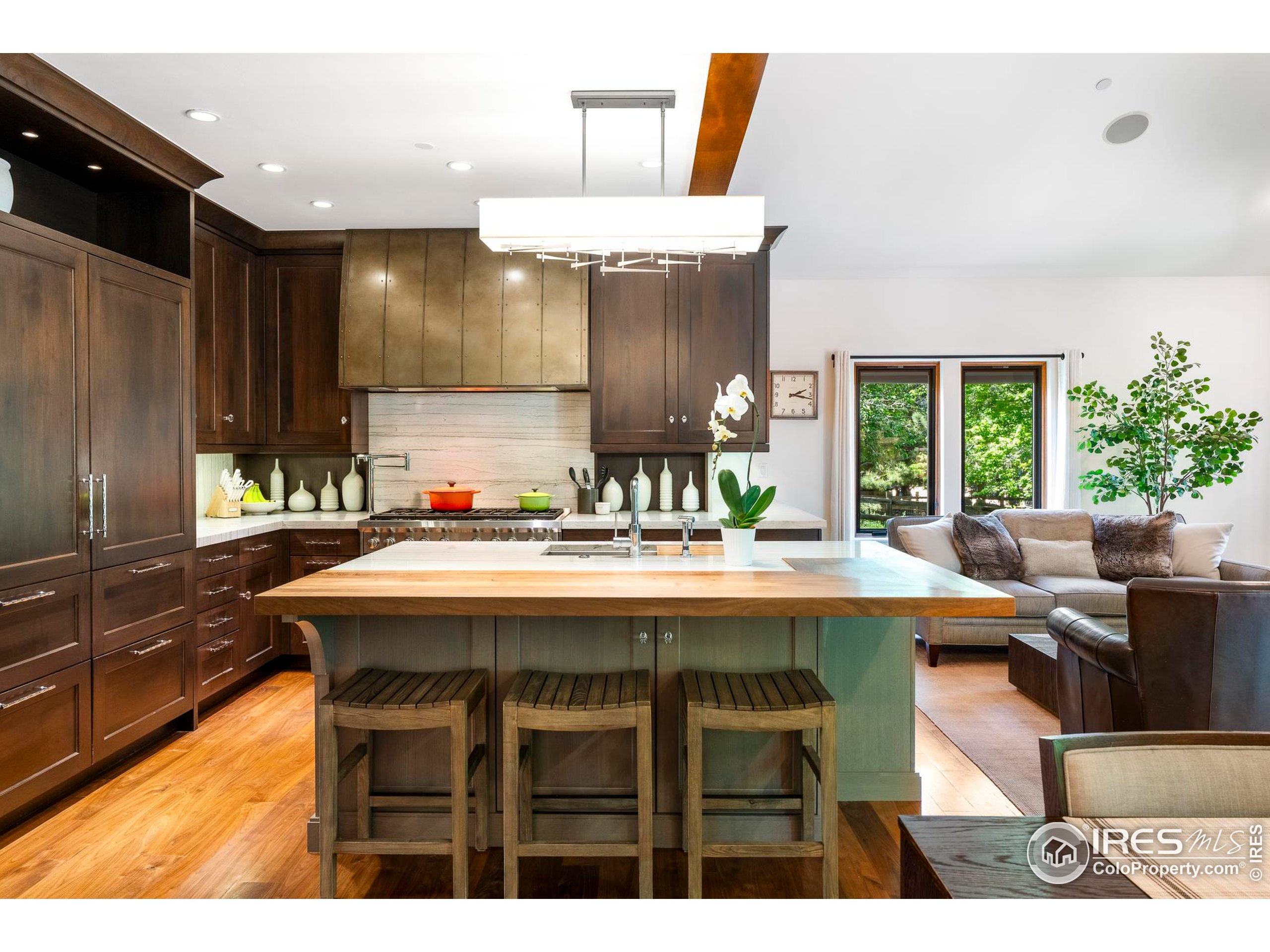 8911 Little Raven Trl