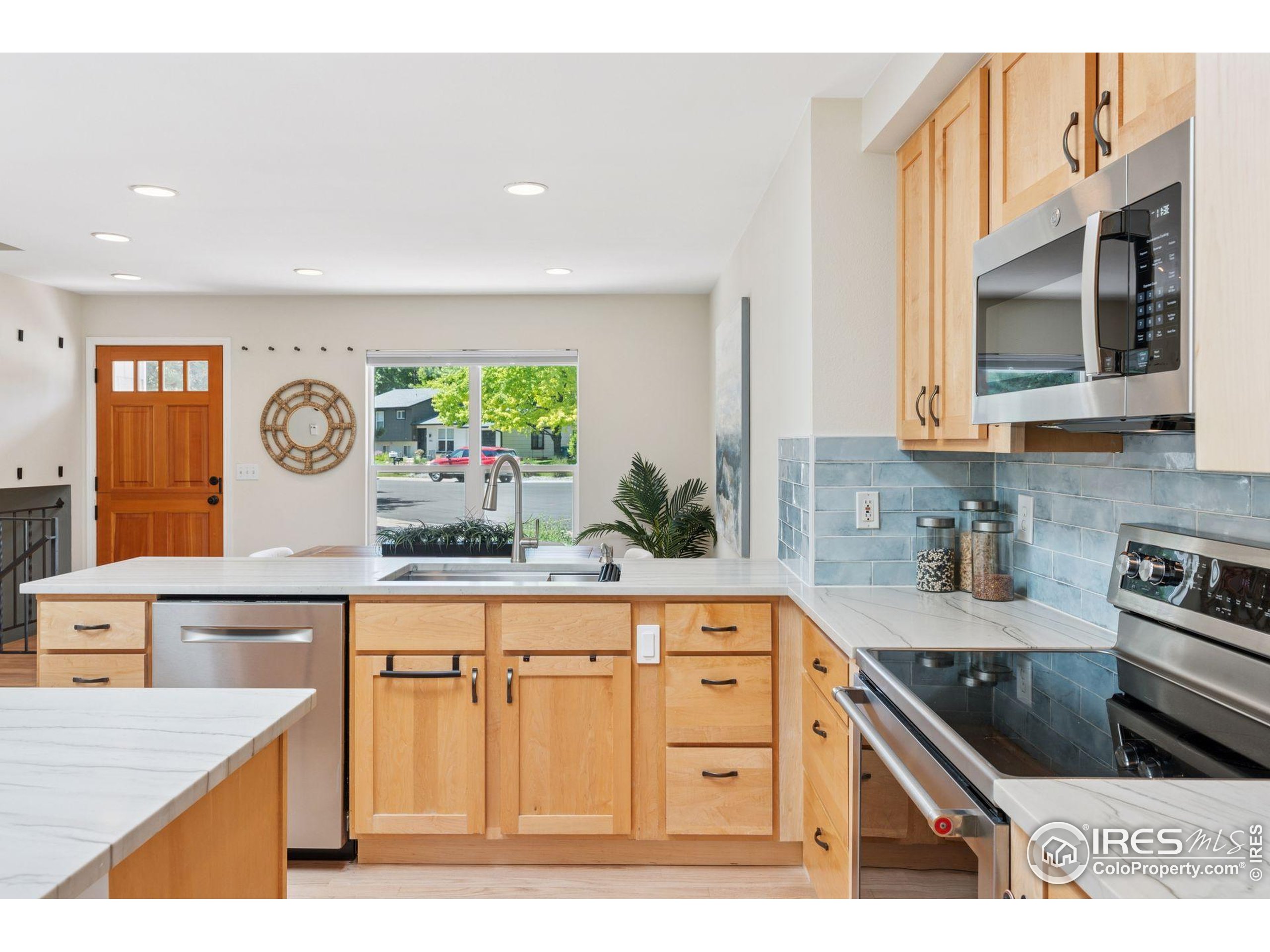 2016 Strathmore St