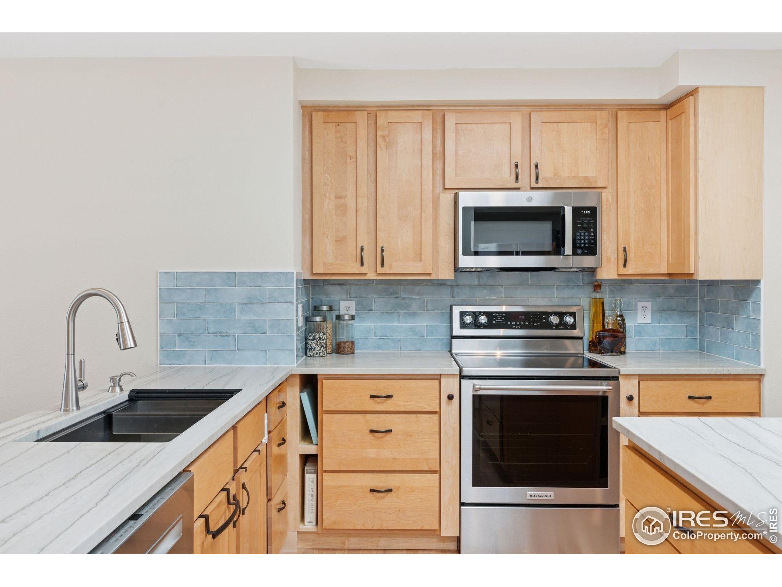 2016 Strathmore St