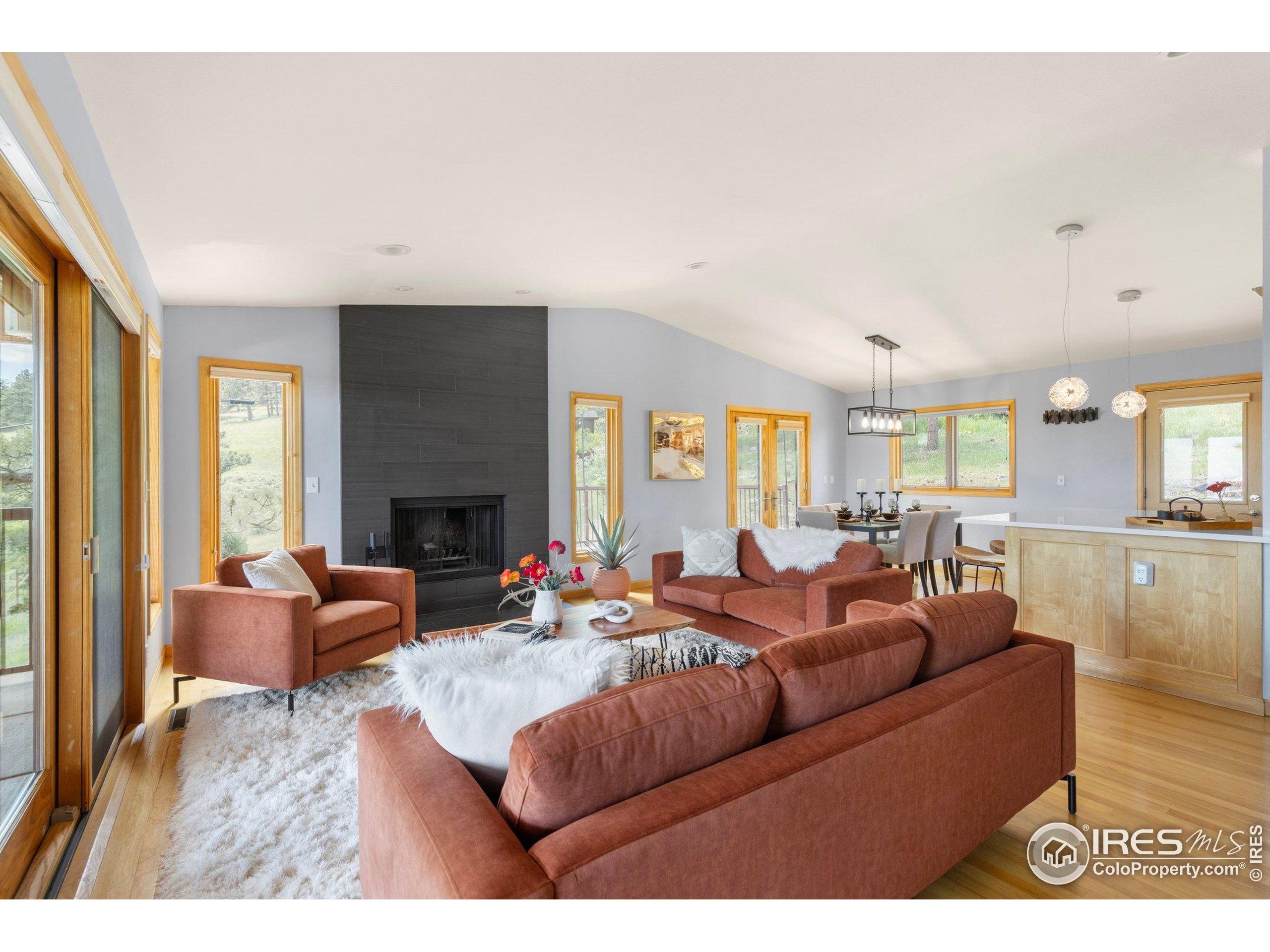 8323 Thunderhead Dr