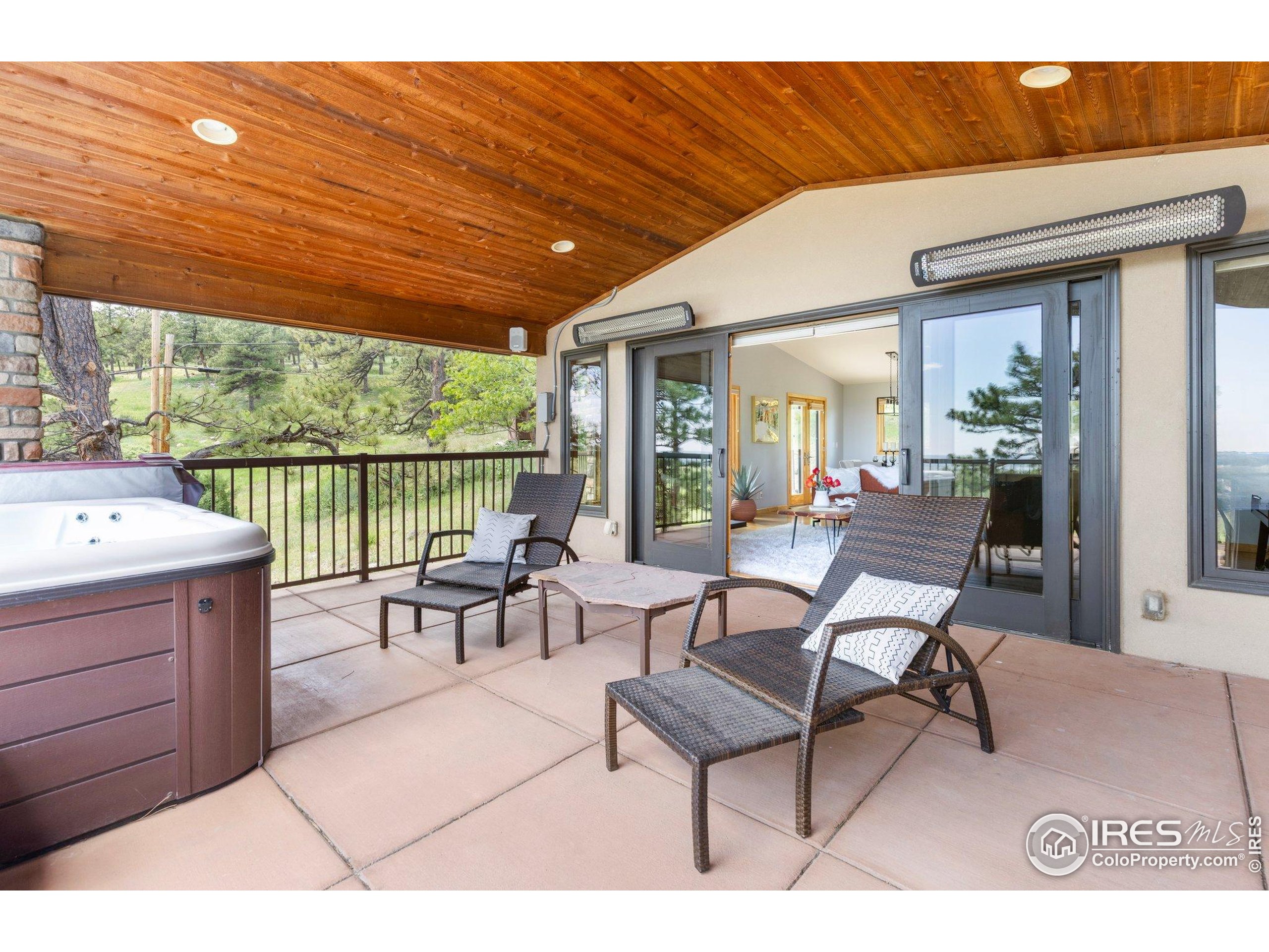8323 Thunderhead Dr