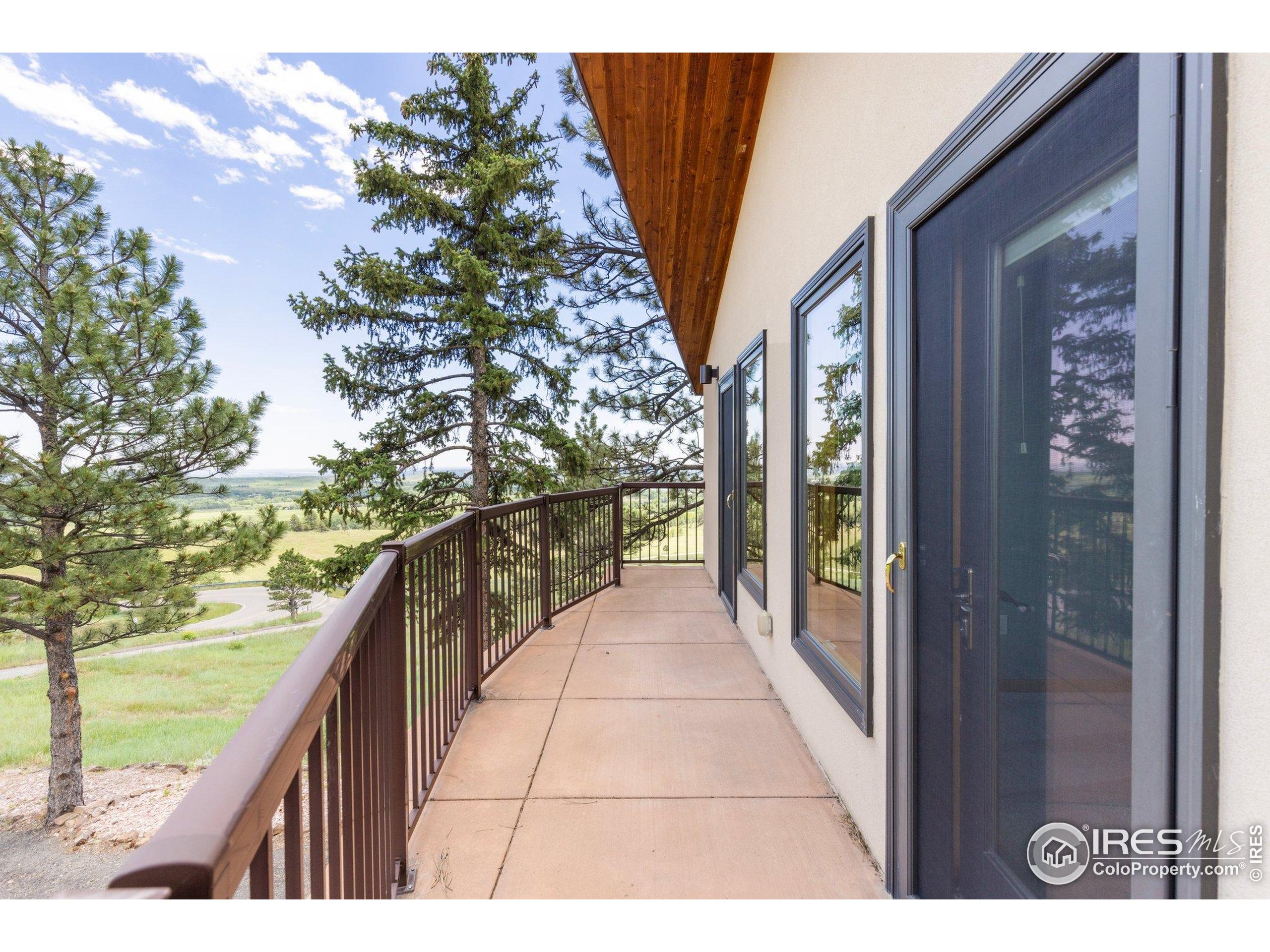 8323 Thunderhead Dr
