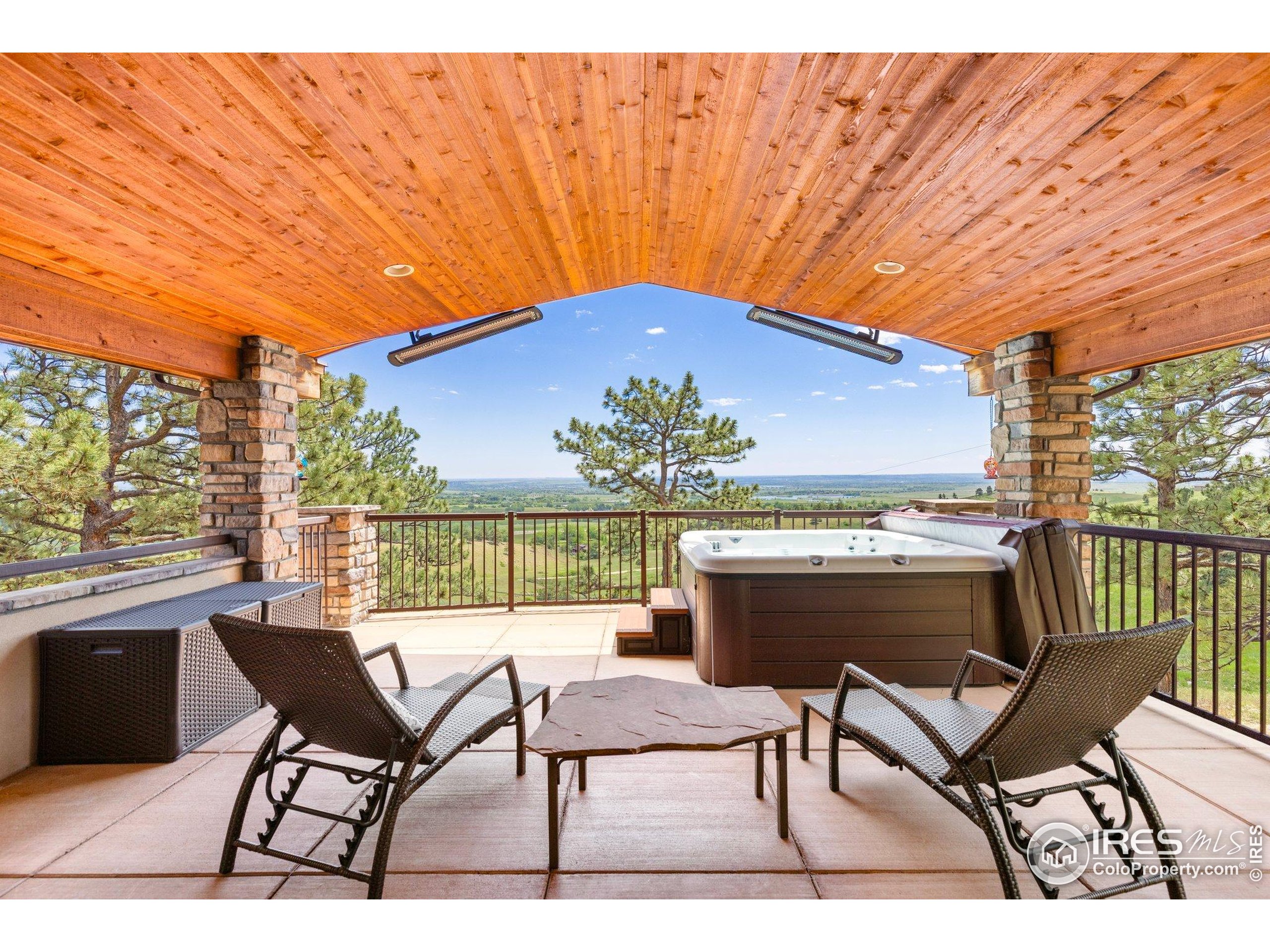 8323 Thunderhead Dr