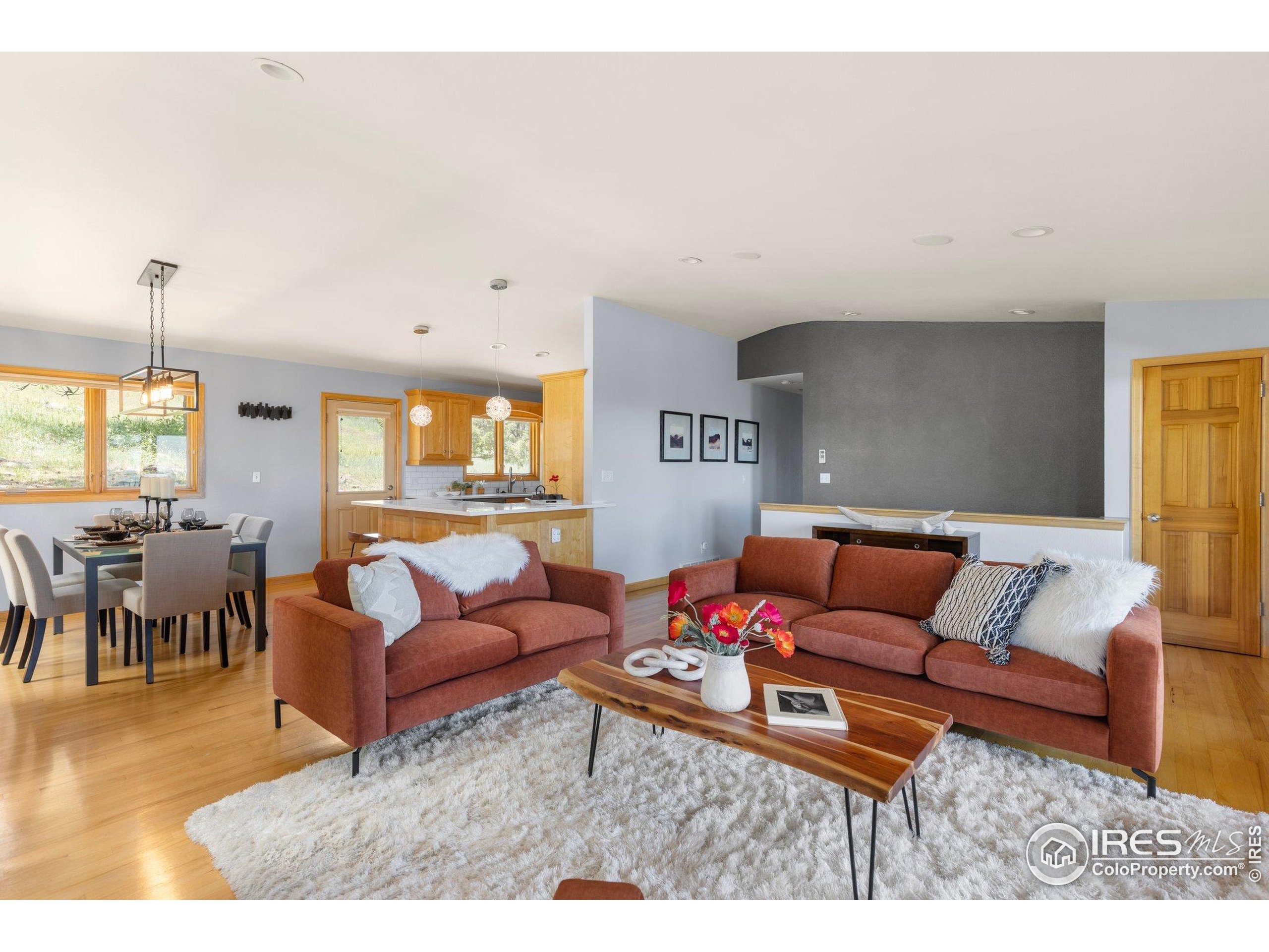 8323 Thunderhead Dr
