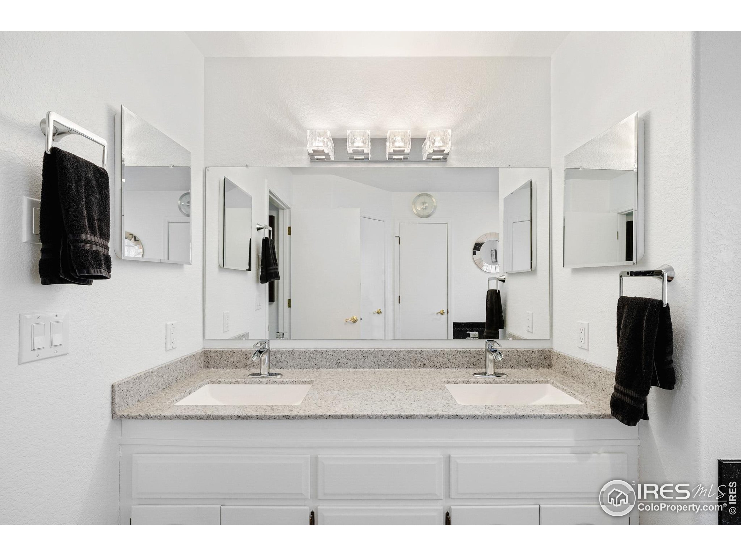 5072 Saint Andrews Dr