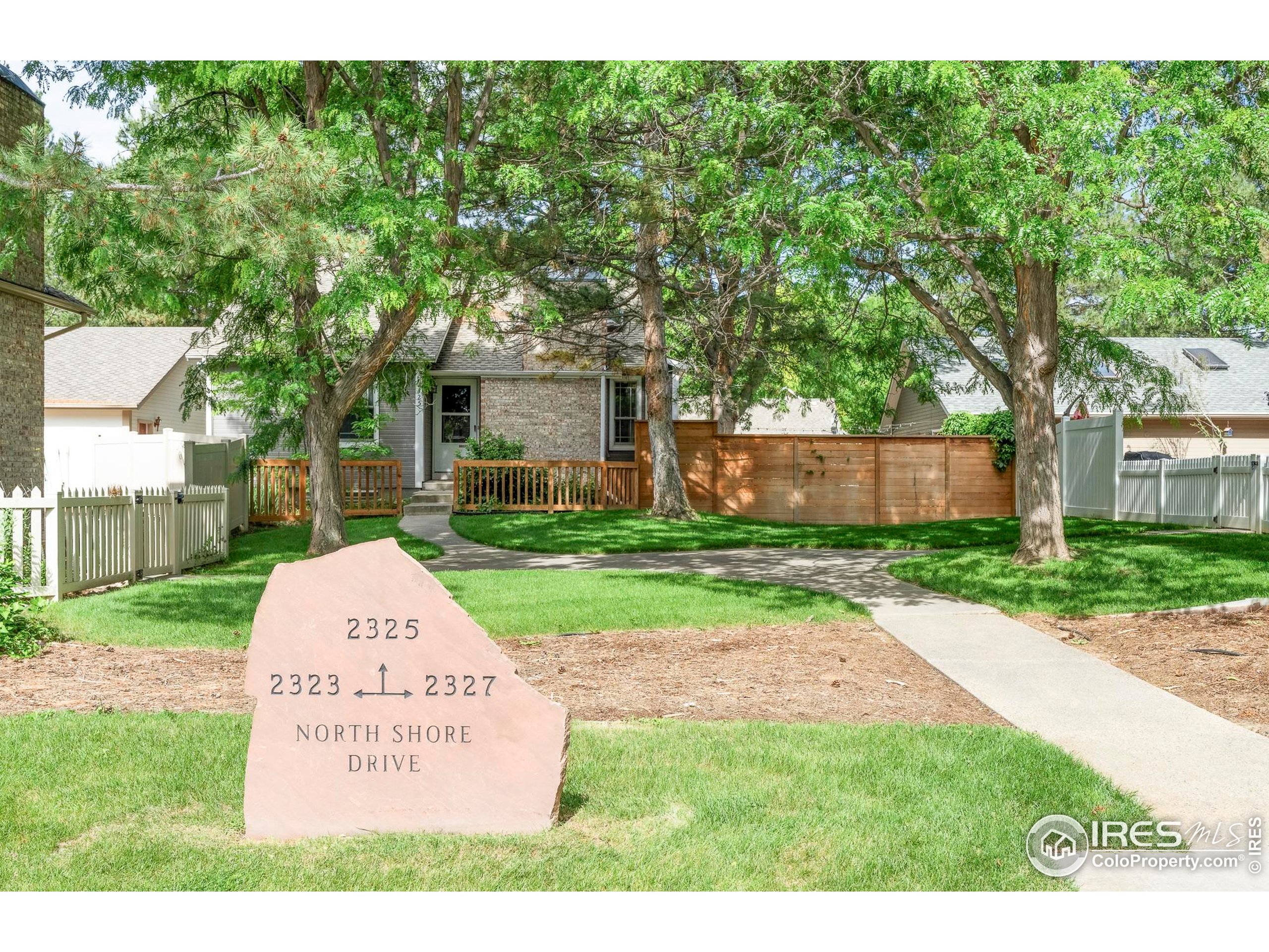2325 N Shore Dr
