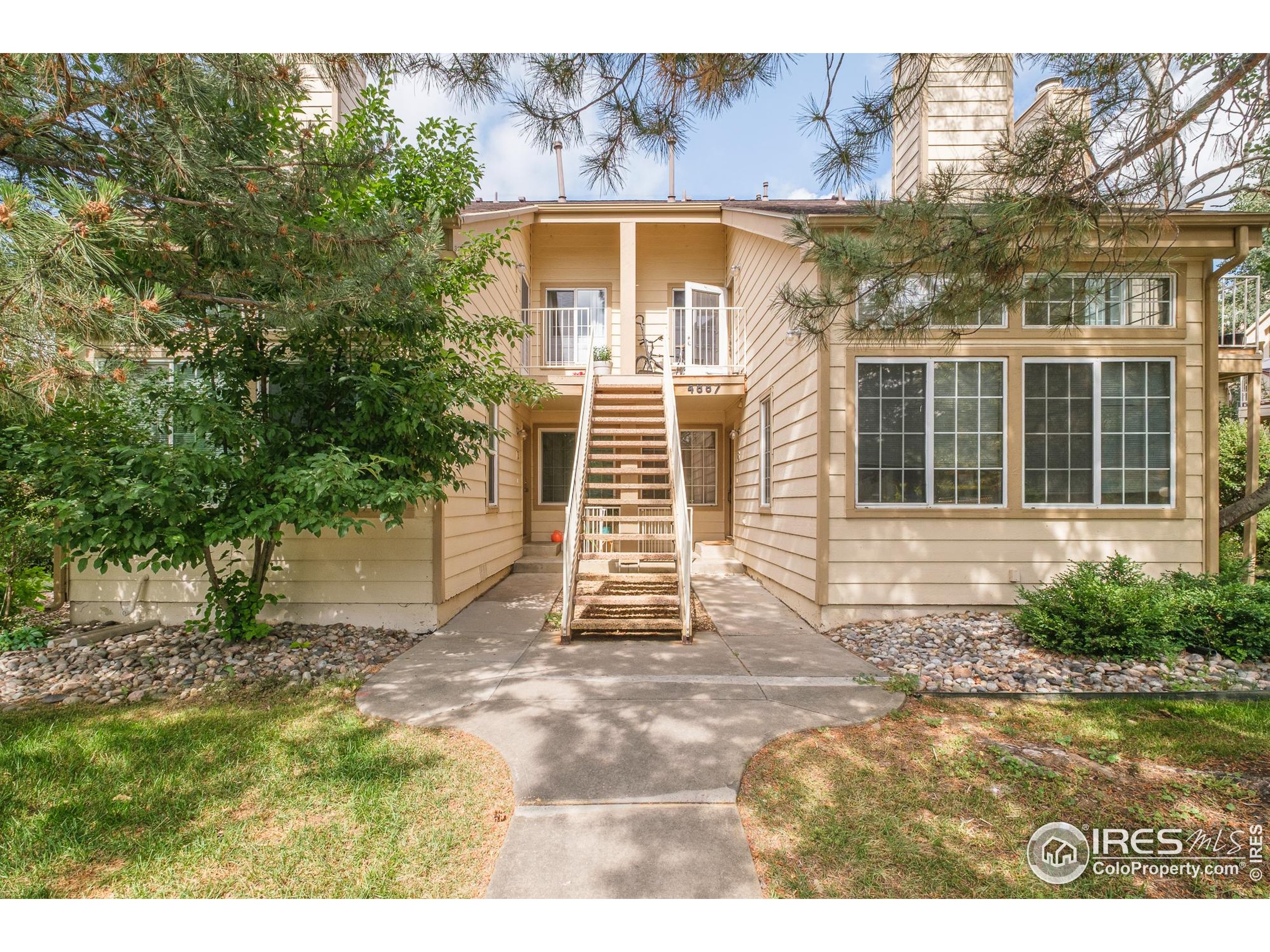 4887 White Rock Cir F