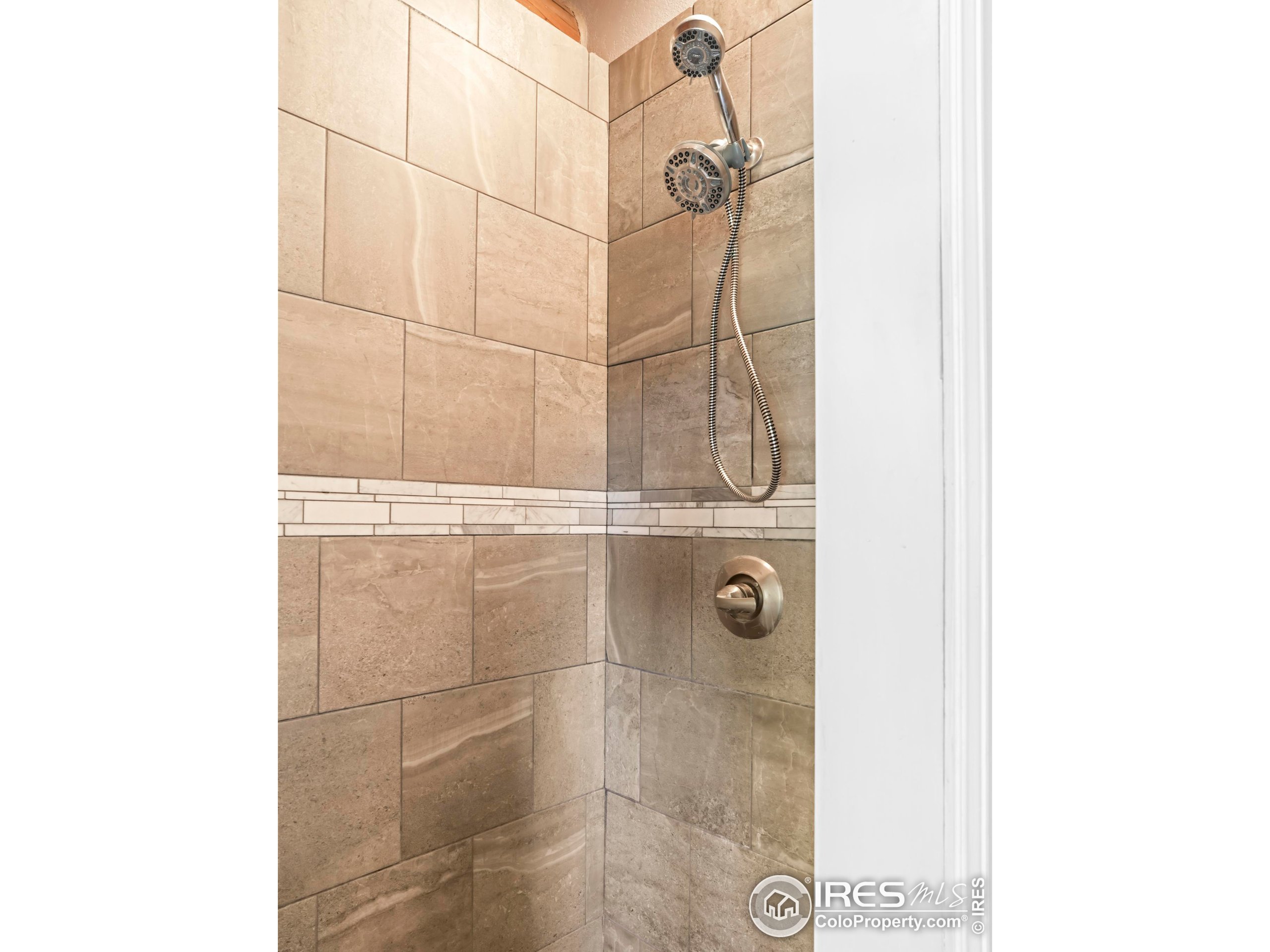 24043 Eagle Cliff Trl