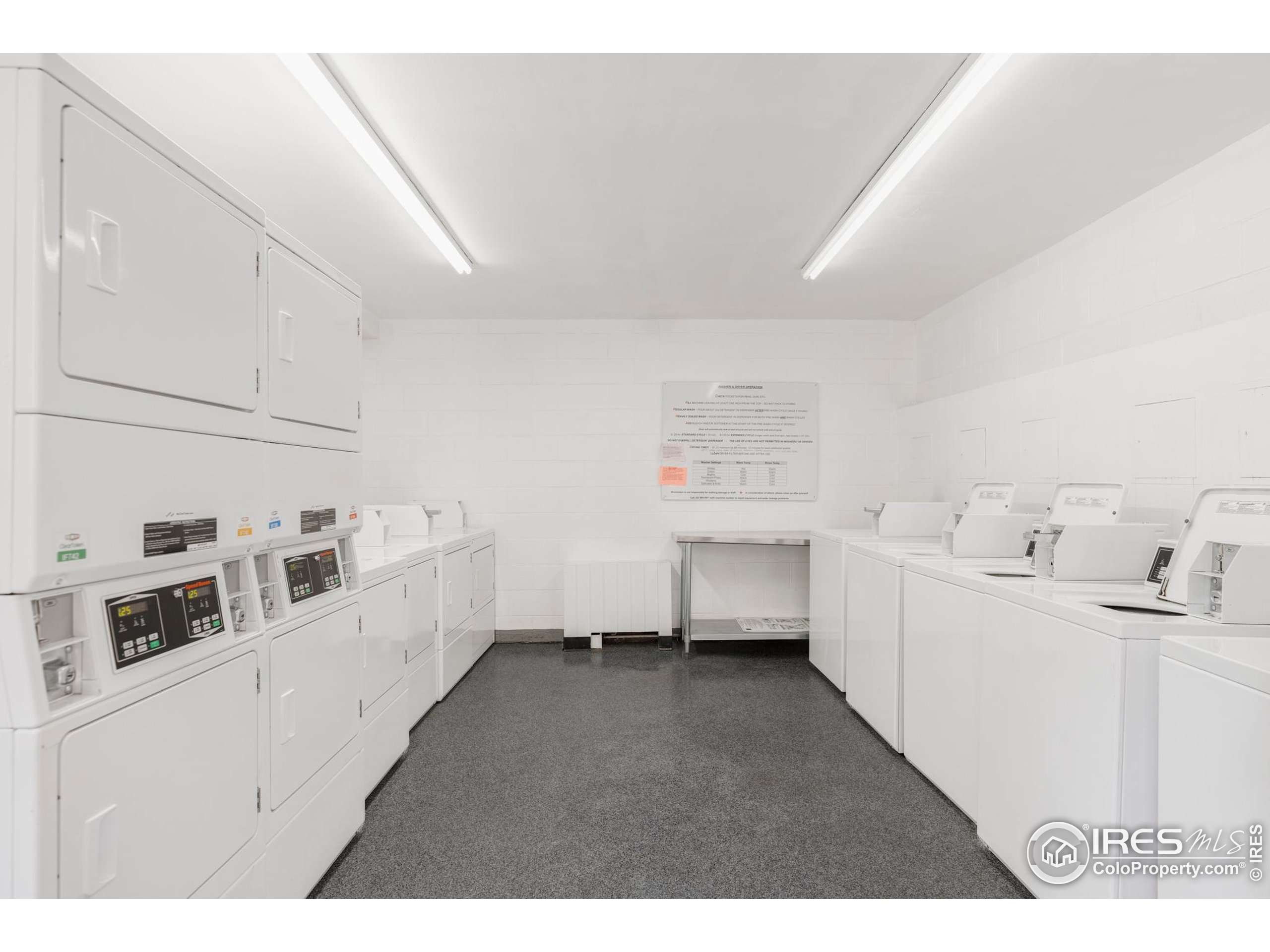 3393 Madison Ave W-128