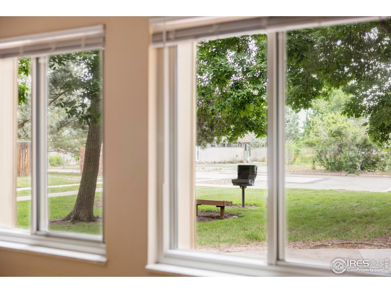 3393 Madison Ave W-128