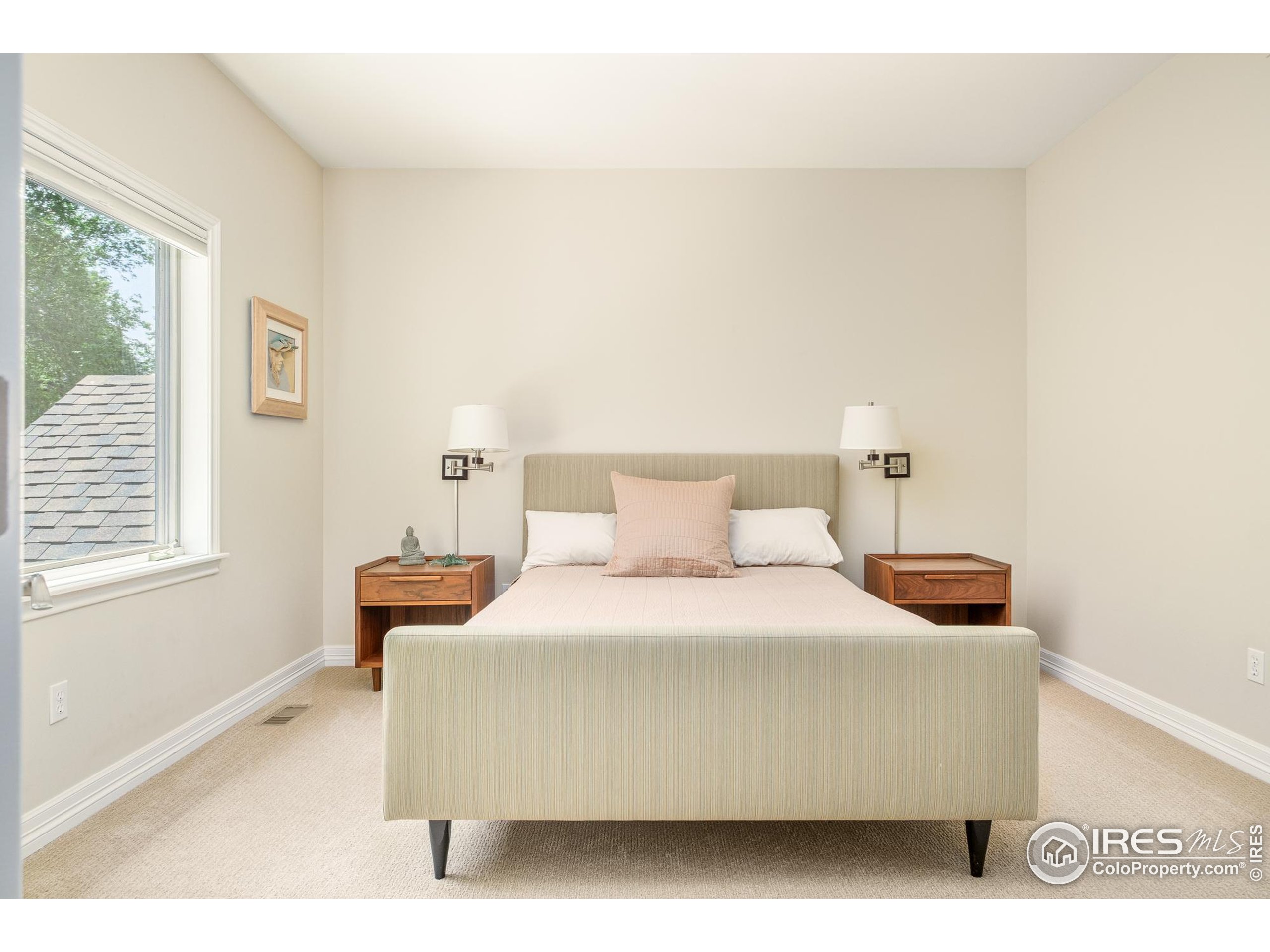 1323 Swallow Ct
