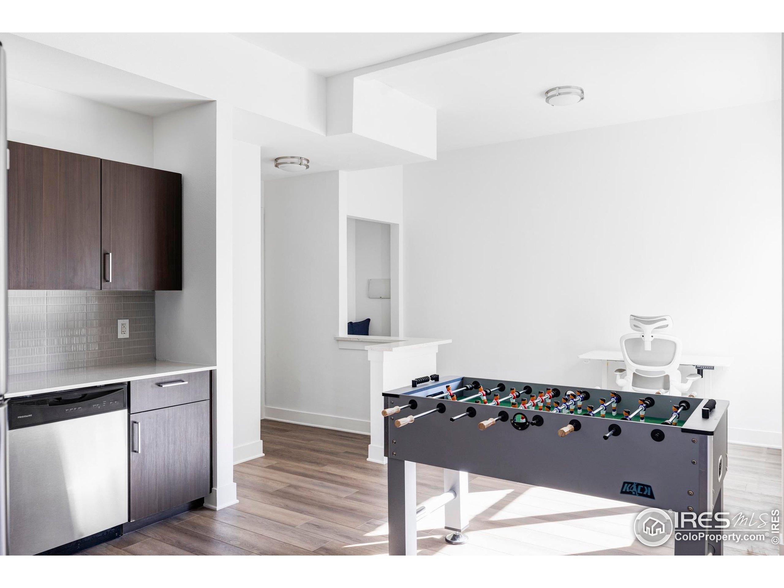 1707 Walnut St 208